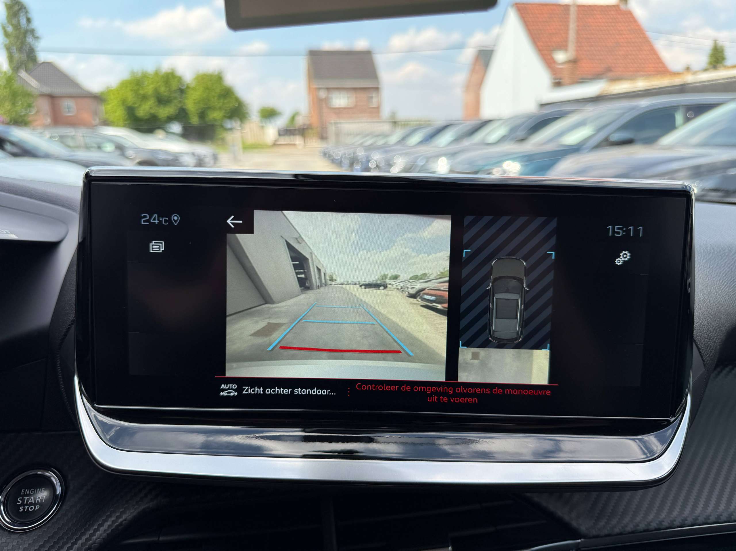 daf3a78d-541e-4ada-9df2-6c32a7a4316419-peugeot-2008-1-2i-130pk-allure-navigatie-camera-leder-carplay-full-led-lane-assist.jpg