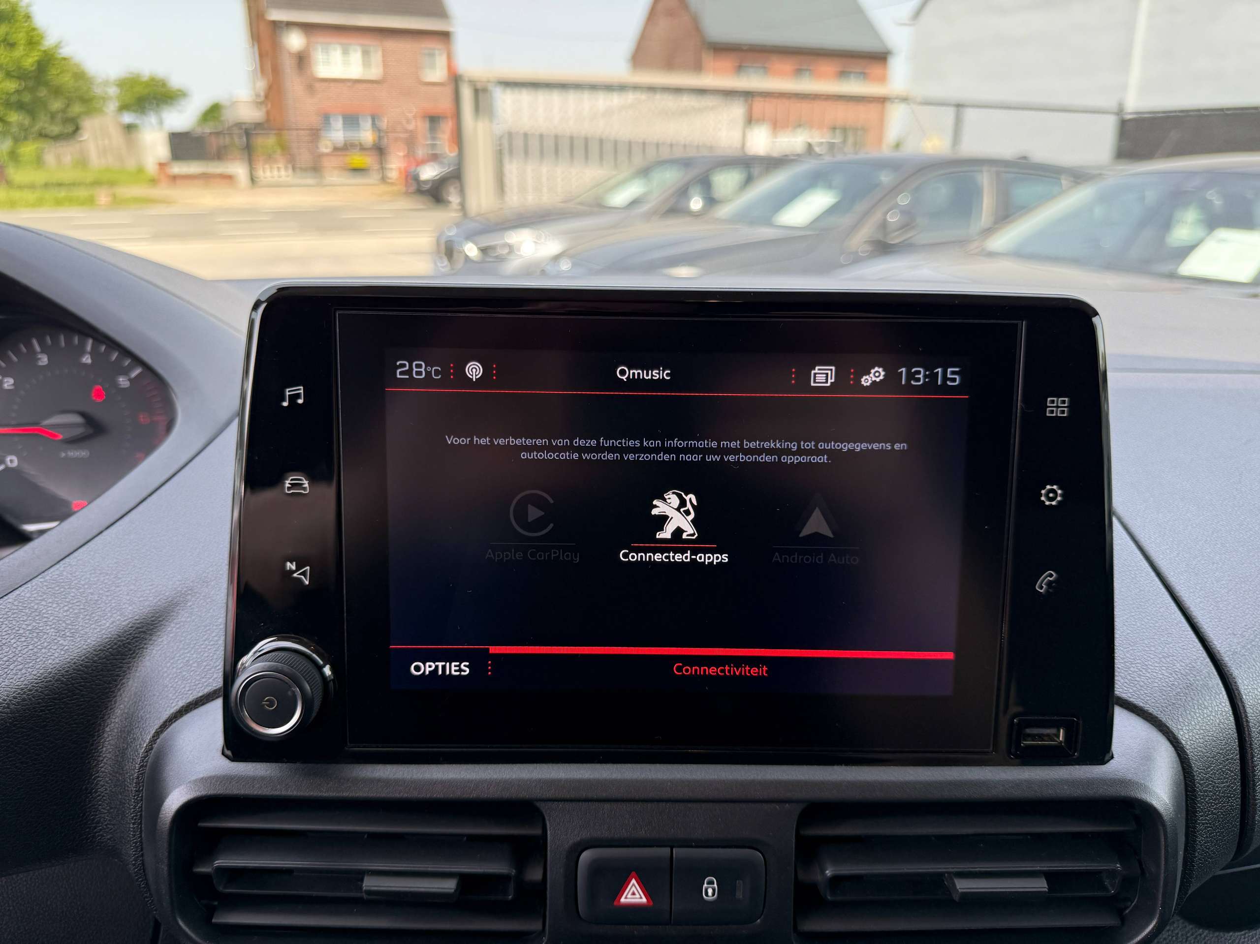 e73924c2-ae52-4484-b188-52774d63ec1a22-peugeot-partner-1-5-bluehdi-l2-3zit-navigatie-carplay-pdc-bluetooth-a-c.jpg