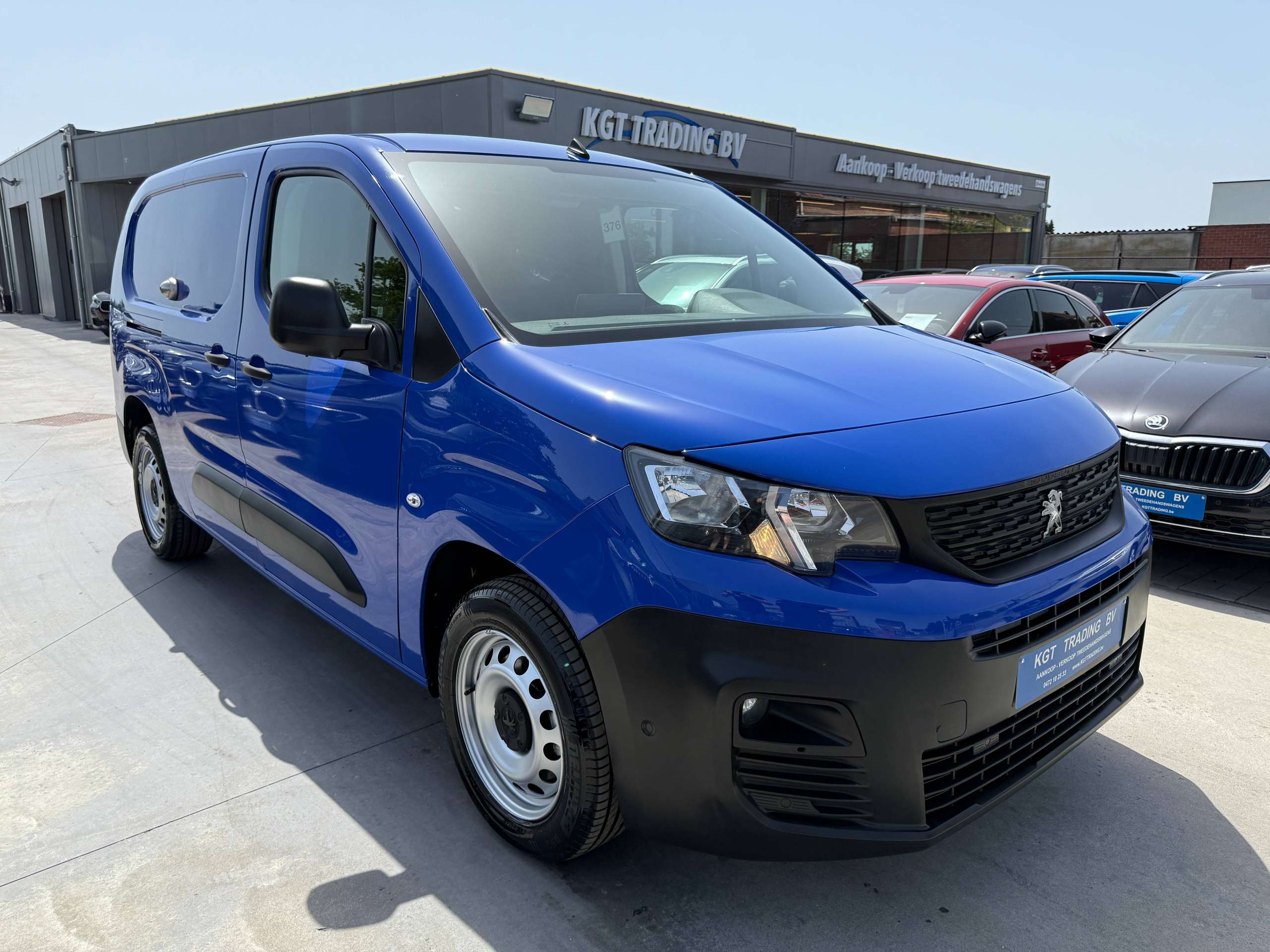 e73924c2-ae52-4484-b188-52774d63ec1a3-peugeot-partner-1-5-bluehdi-l2-3zit-navigatie-carplay-pdc-bluetooth-a-c.jpg