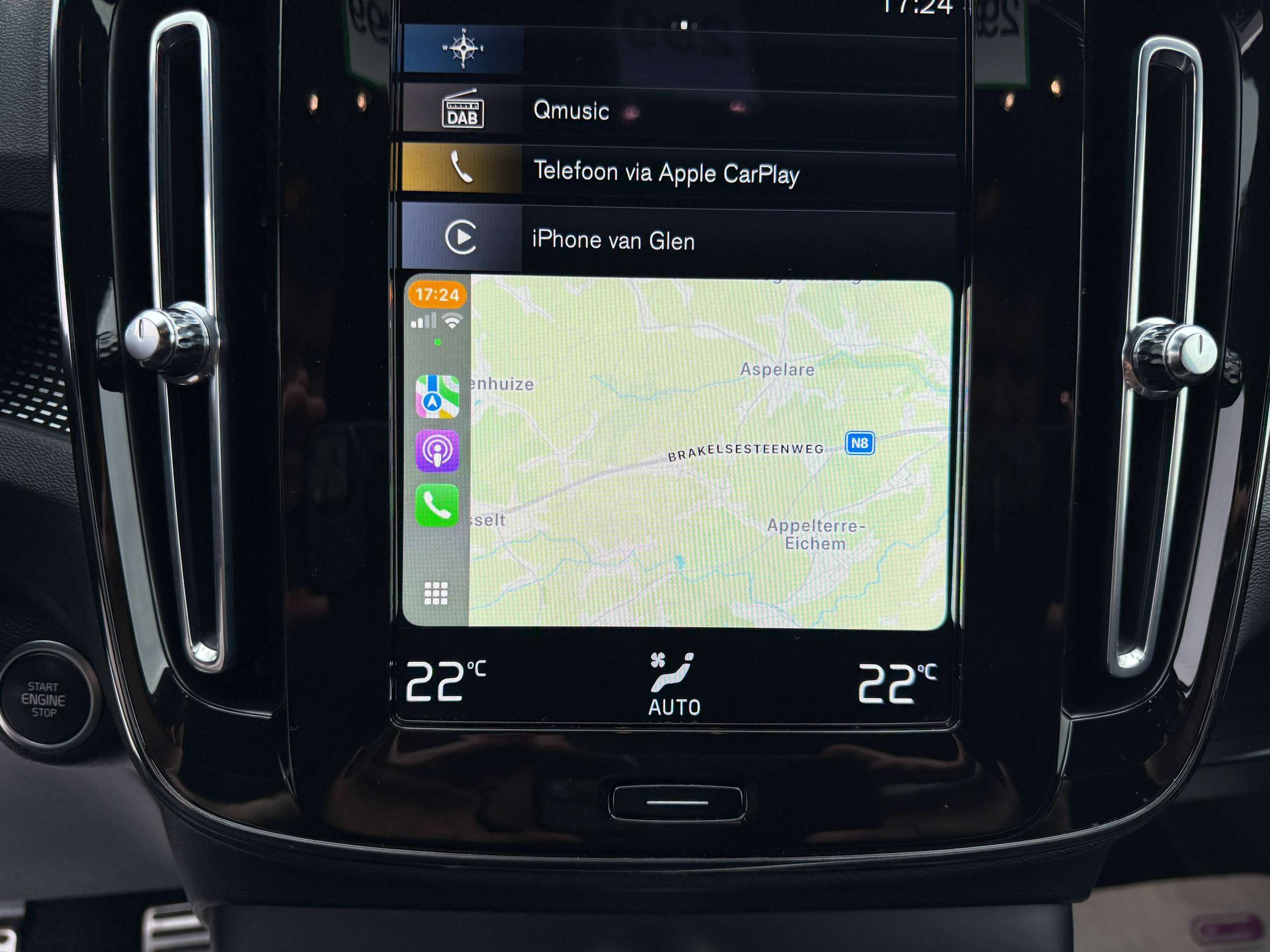 02970feb-fe48-4337-aded-fe7d51148efc23-volvo-xc40-1-5-t2-r-design-navigatie-leder-full-led-carplay.jpg