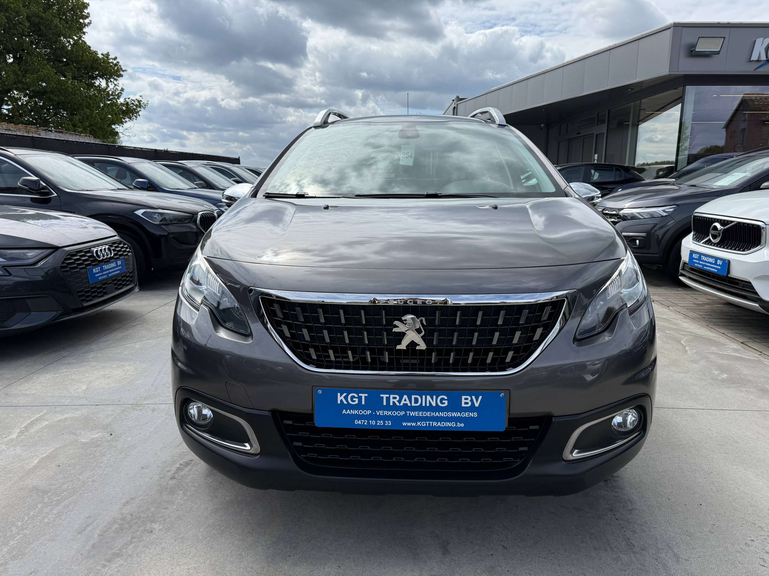 085f1008-38eb-4573-856a-4eb5f581c1912-peugeot-2008-1-2i-navigatie-pdc-digitale-airco-carplay-bluetooth-alu-carpass.jpg