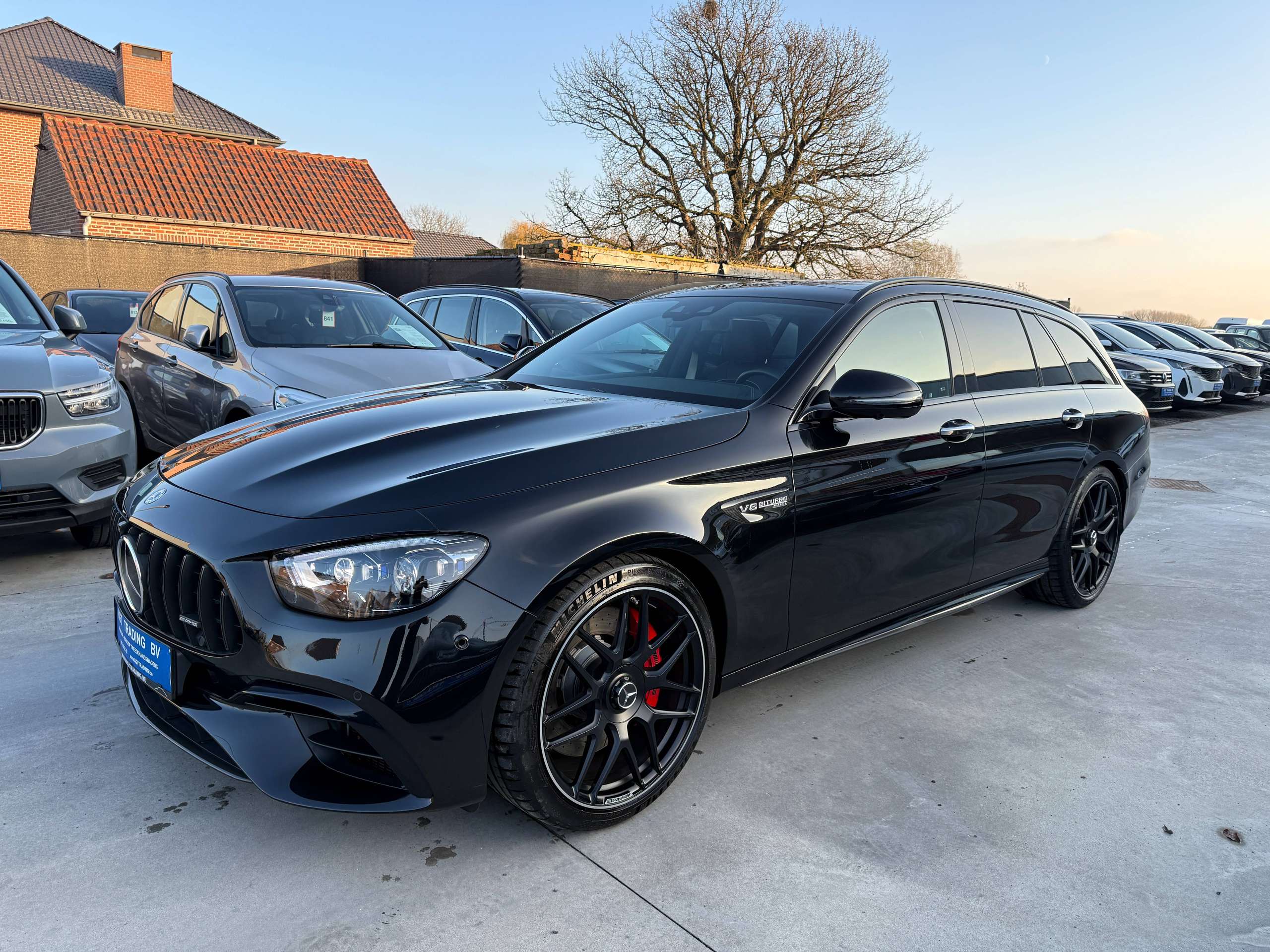 08faa77c-390a-4646-8a18-ad627580f83411-mercedes-benz-e-63-amg-s-4matic-full-carbon-burmester-360-cam-track-pack.jpg