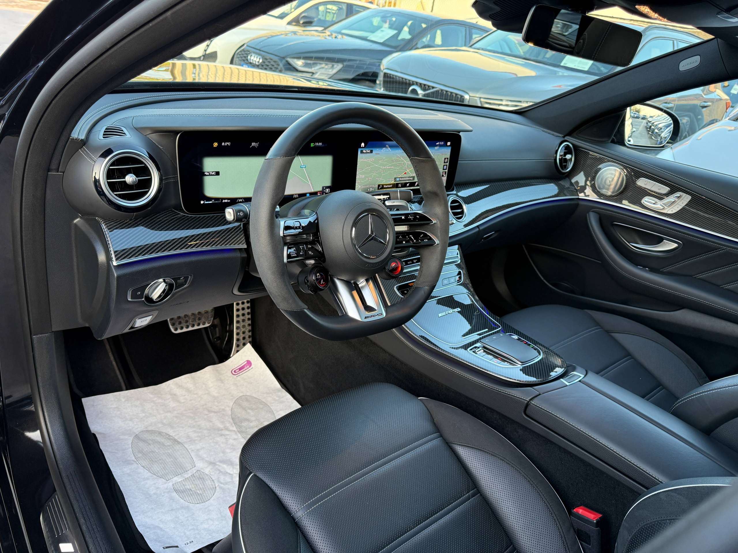 08faa77c-390a-4646-8a18-ad627580f83415-mercedes-benz-e-63-amg-s-4matic-full-carbon-burmester-360-cam-track-pack.jpg