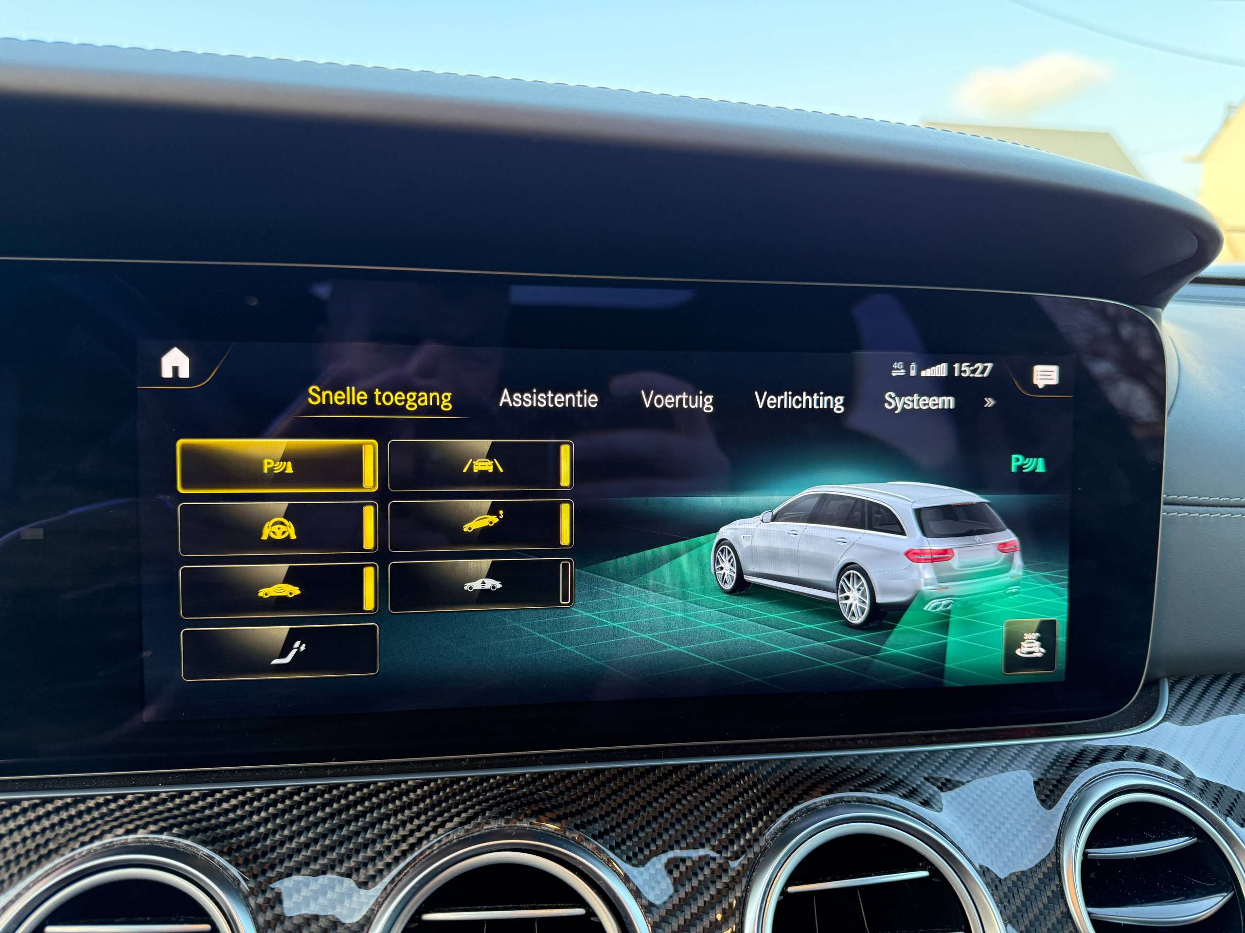 08faa77c-390a-4646-8a18-ad627580f83426-mercedes-benz-e-63-amg-s-4matic-full-carbon-burmester-360-cam-track-pack.jpg