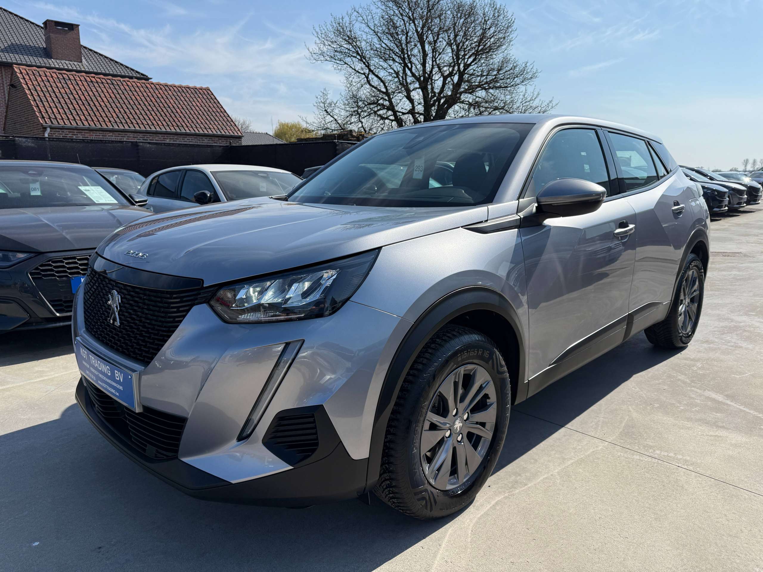 0972d5c9-379b-4b99-8872-53b81b0573809-peugeot-2008-1-2i-130pk-automaat-full-led-navigatie-carplay-alu.jpg