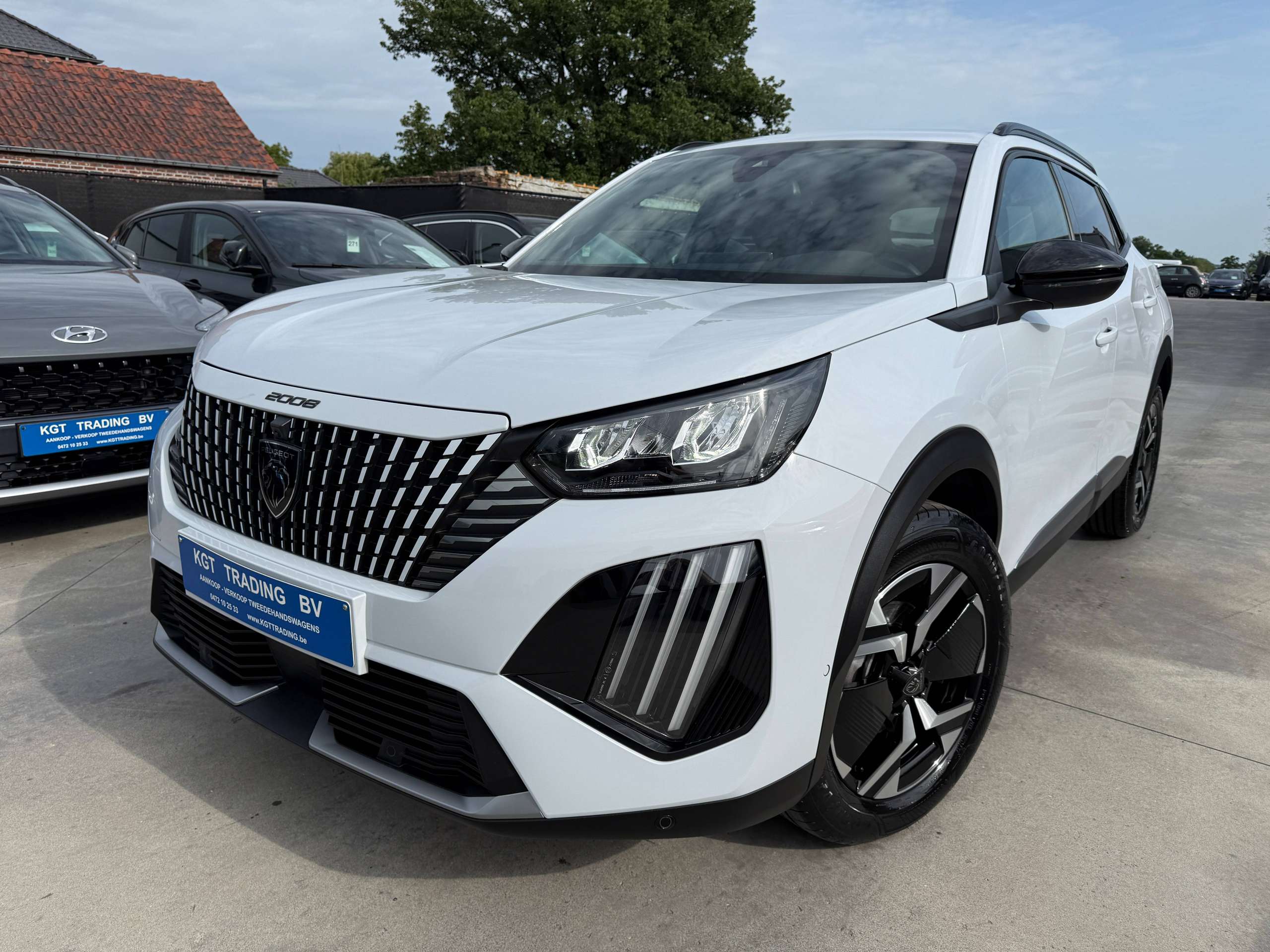 144da0a4-cfbb-479a-bac1-4293858fce101-peugeot-2008-1-2i-turbo-allure-360-camera-dode-hoekdetect-navigatie-leder-ful-led-carplay.jpg