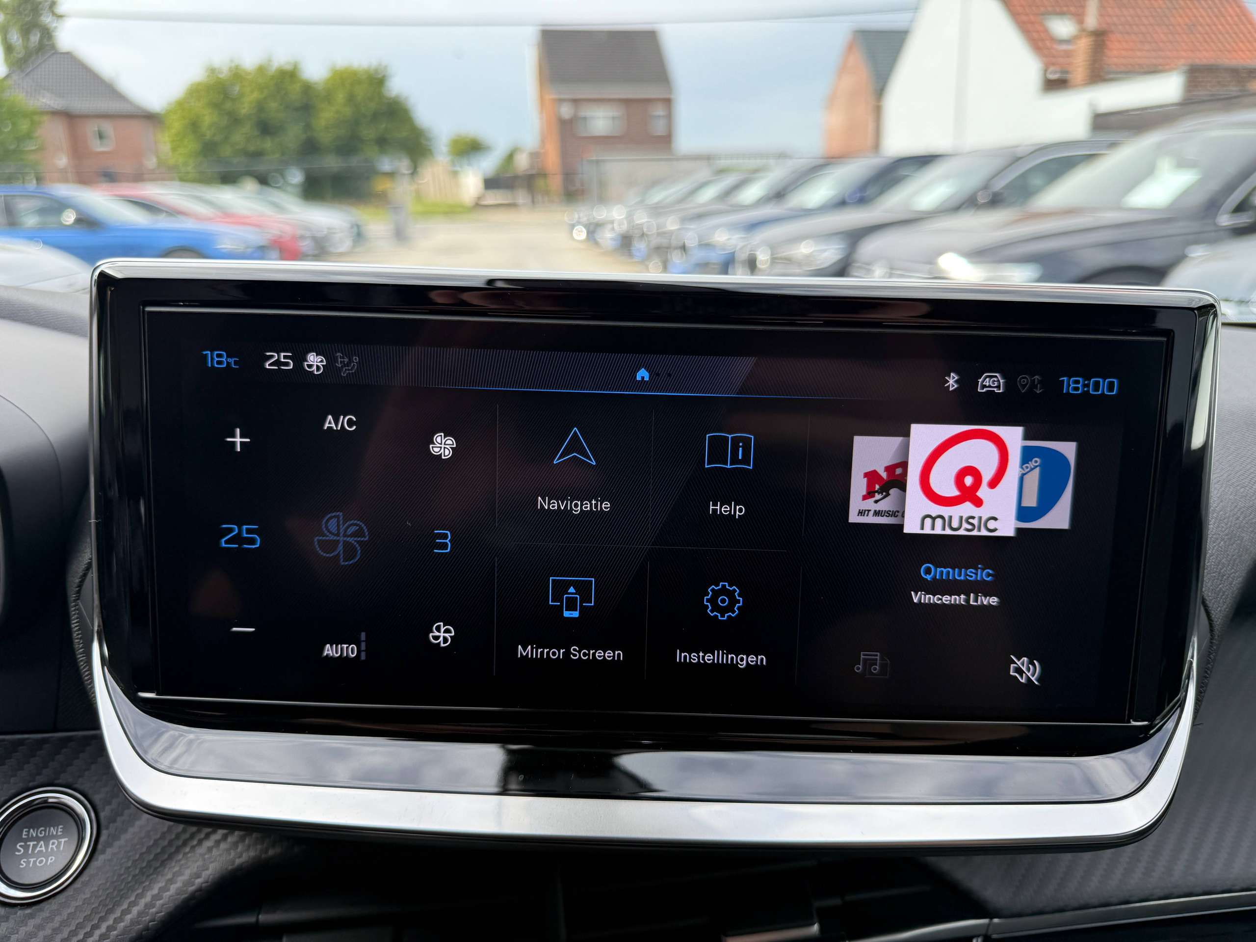 144da0a4-cfbb-479a-bac1-4293858fce1026-peugeot-2008-1-2i-turbo-allure-360-camera-dode-hoekdetect-navigatie-leder-ful-led-carplay.jpg