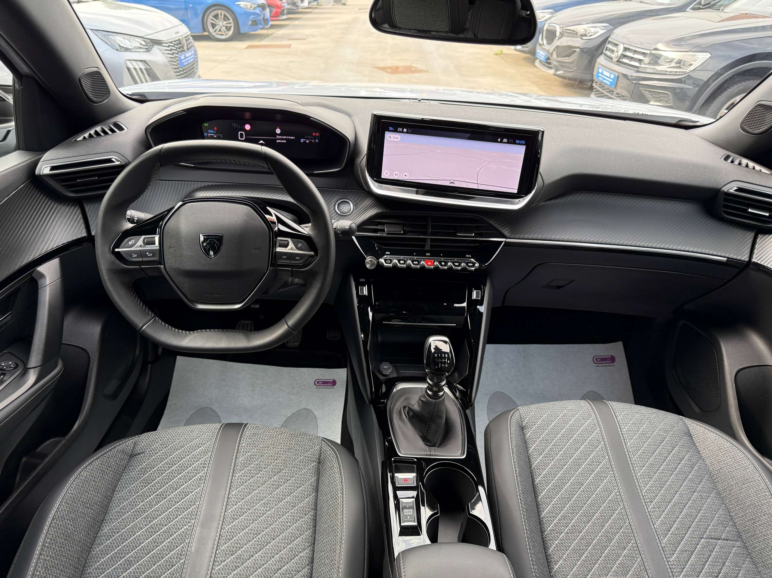 144da0a4-cfbb-479a-bac1-4293858fce1037-peugeot-2008-1-2i-turbo-allure-360-camera-dode-hoekdetect-navigatie-leder-ful-led-carplay.jpg