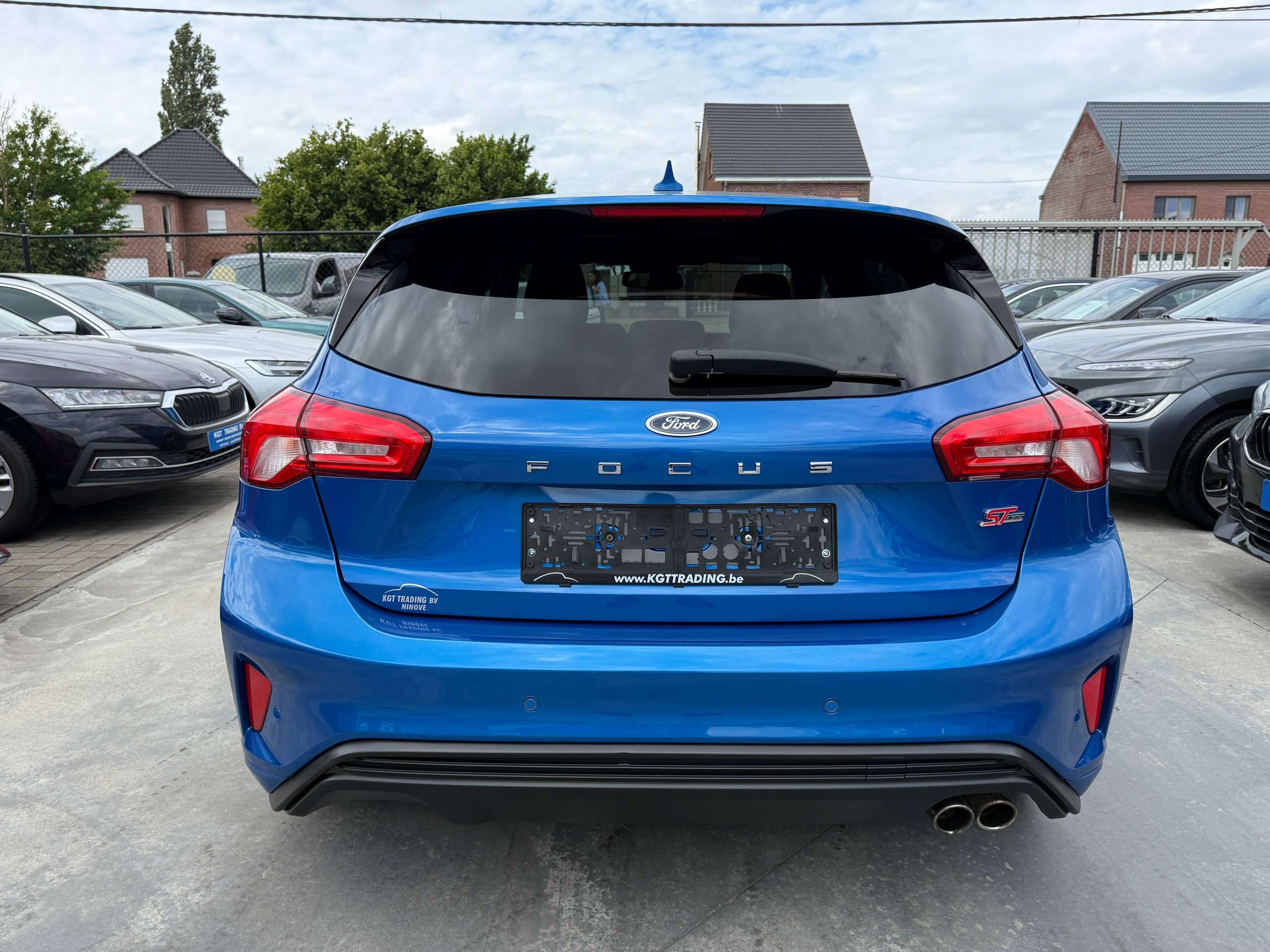 273e04db-e2ae-4b0a-b6f0-f46c2bd6cbed6-ford-focus-1-0i-125pk-st-line-automaat-5-deurs-navigatie-full-led-carplay-dab.jpg