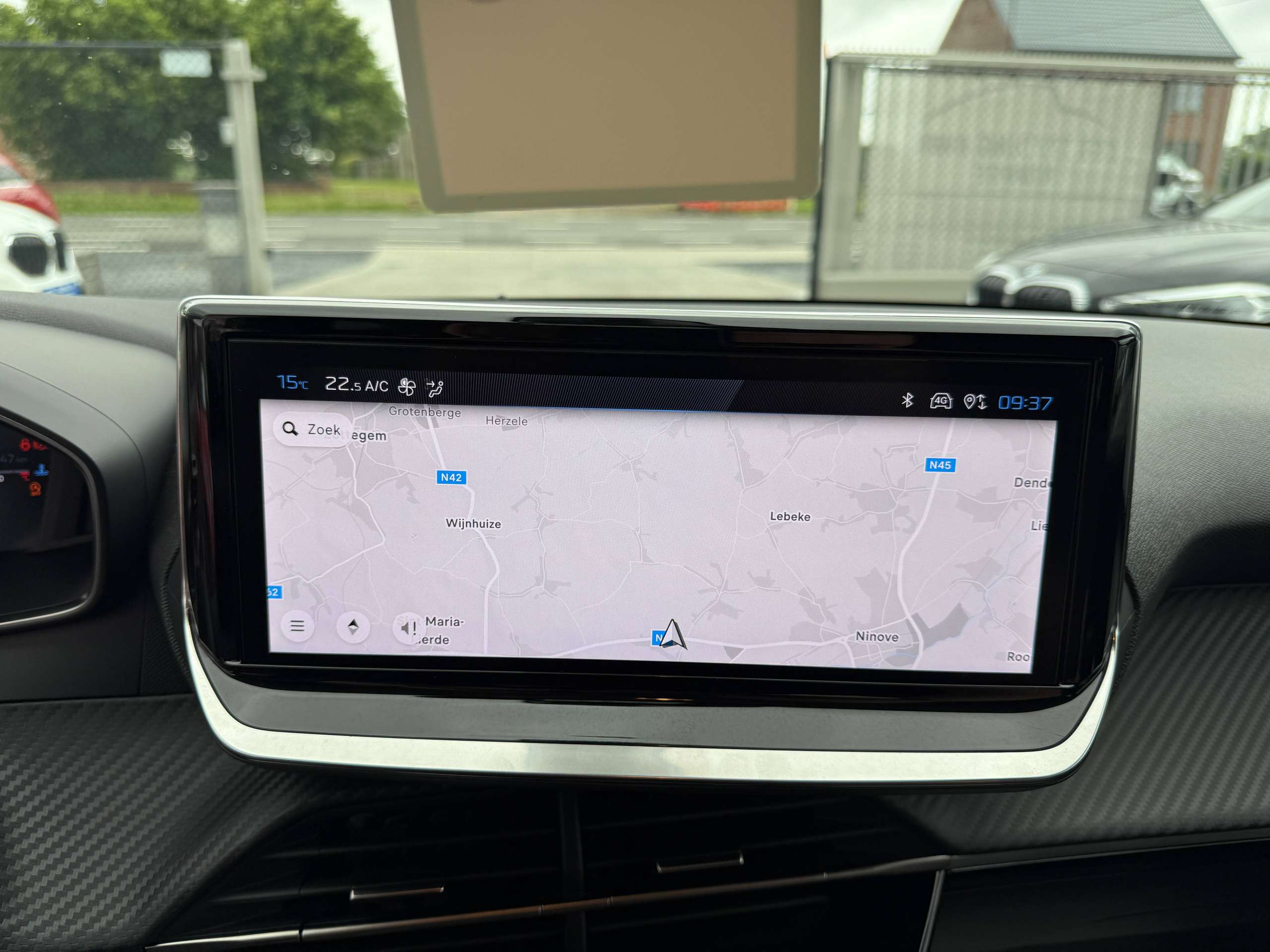 27669cf8-3251-4e90-9c95-854a80dd688517-peugeot-208-1-2i-turbo-360-camera-dode-hoek-navigatie-leder-full-led-carplay.jpg