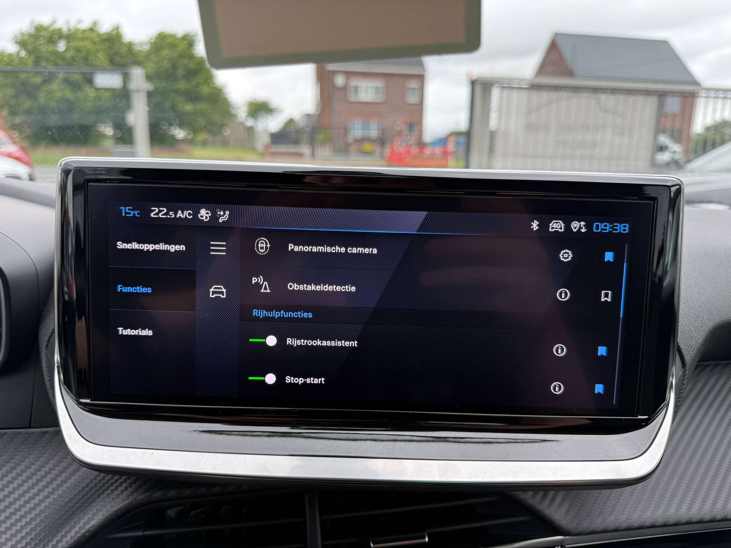 27669cf8-3251-4e90-9c95-854a80dd688523-peugeot-208-1-2i-turbo-360-camera-dode-hoek-navigatie-leder-full-led-carplay.jpg