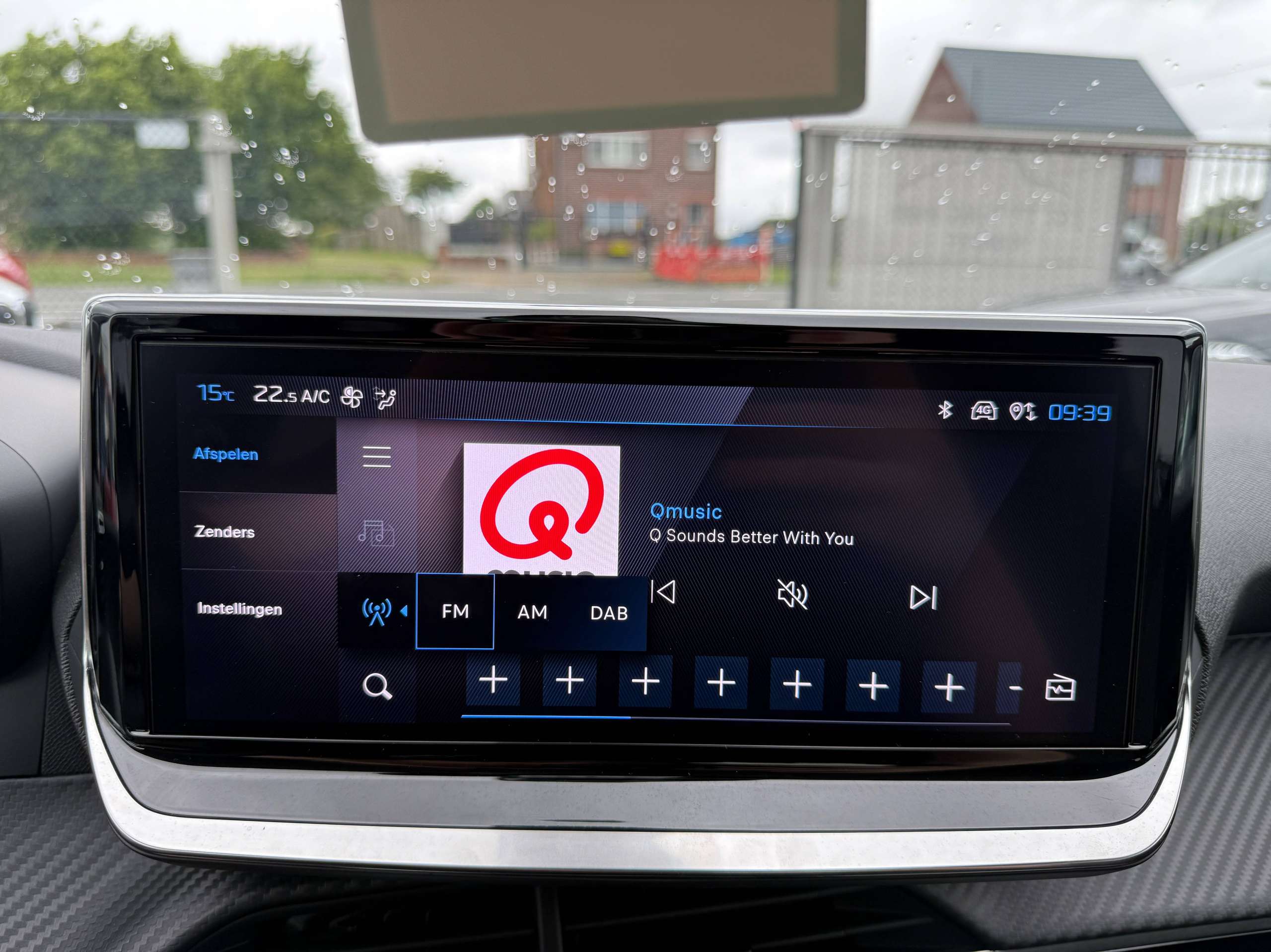 27669cf8-3251-4e90-9c95-854a80dd688526-peugeot-208-1-2i-turbo-360-camera-dode-hoek-navigatie-leder-full-led-carplay.jpg