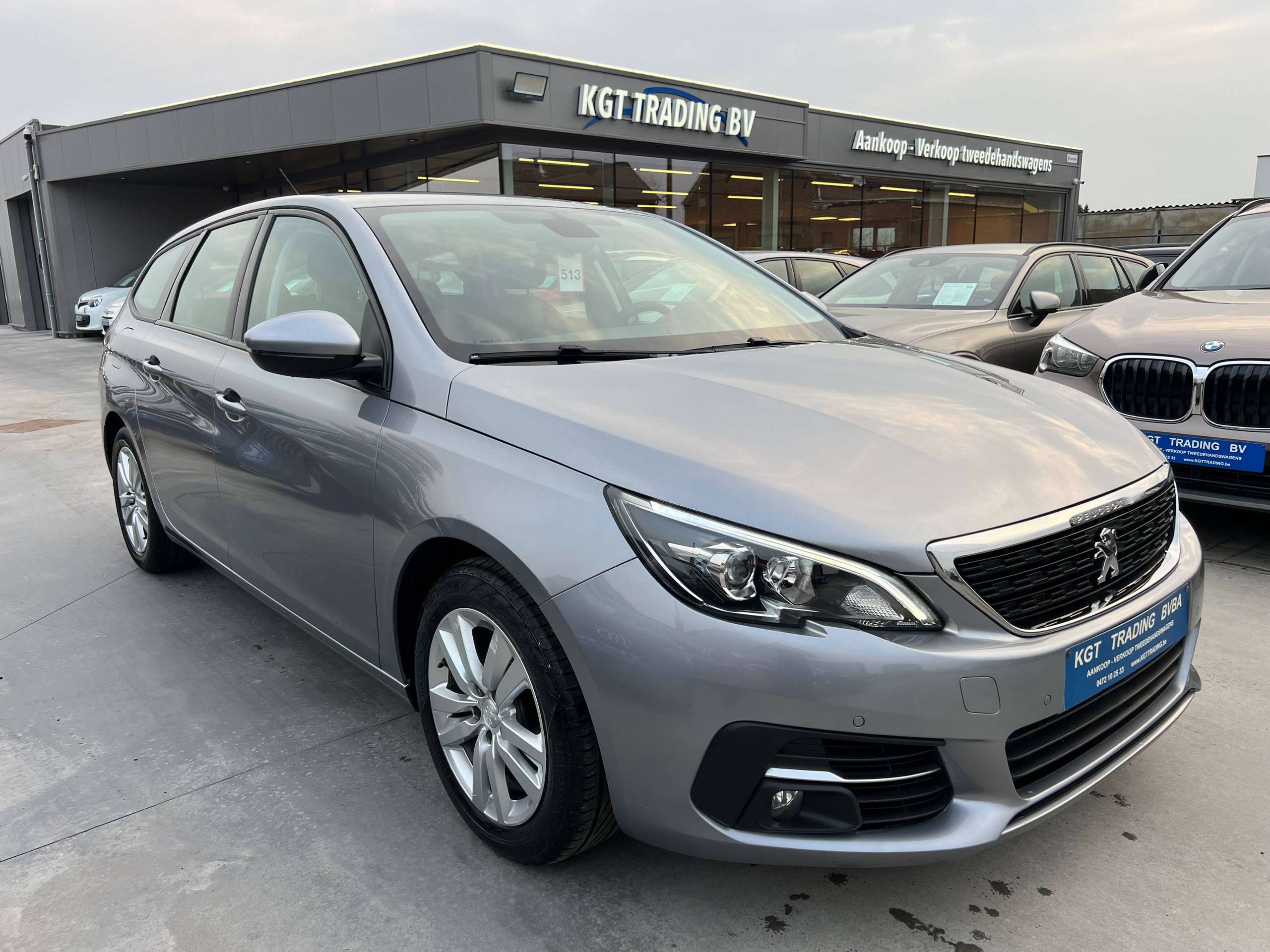 2a9dde53-43ac-4223-a819-597e077b15c93-peugeot-308-sw-1-2i-110pk-navigatie-bluetooth-carplay-led-pdc-alu.jpg