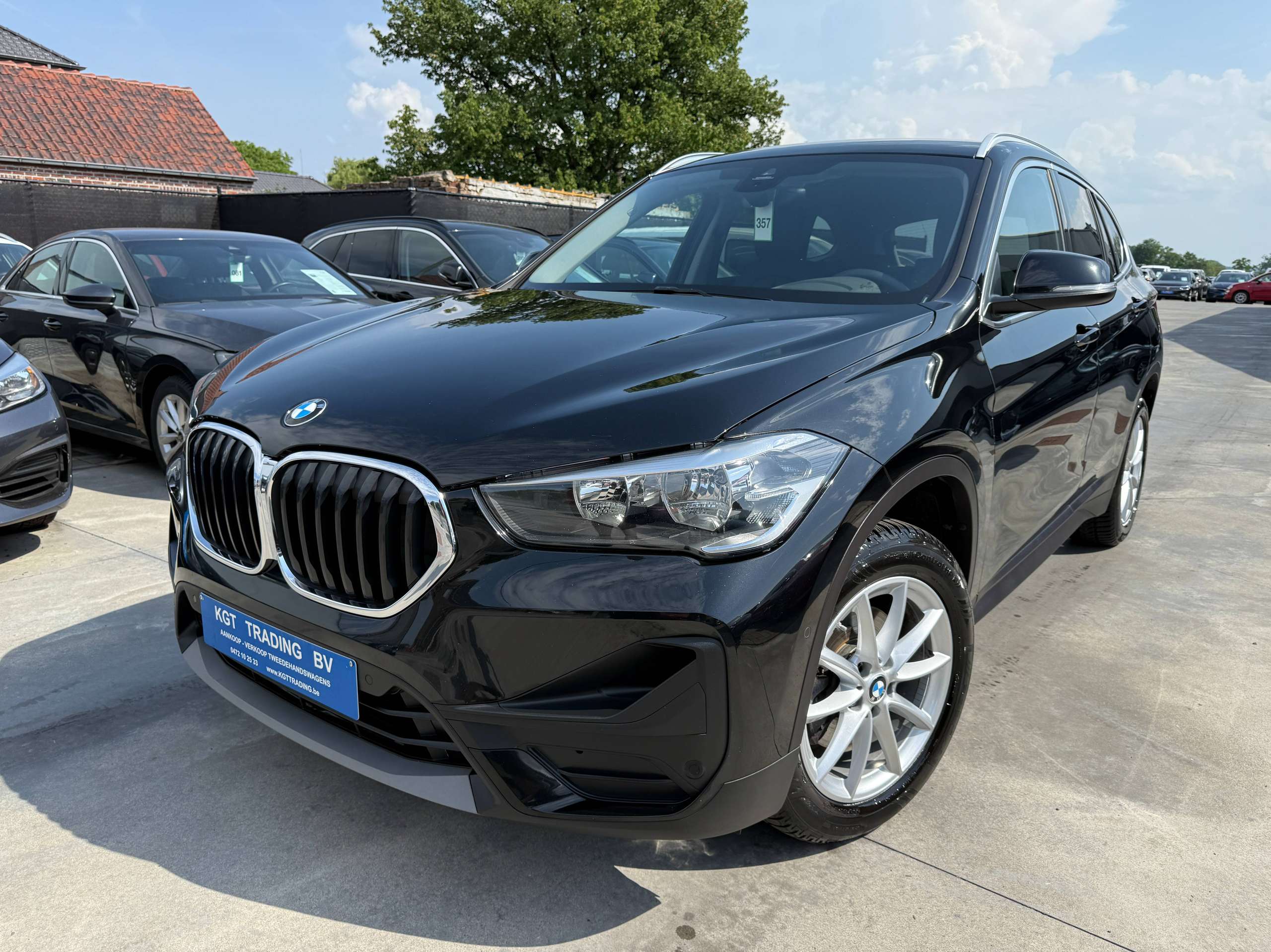 2d0bd1f9-9c93-4d04-8fef-56f6c959e7b71-bmw-x1-1-5i-136pk-automaat-navigatie-zwart-leder-bluetooth-led-pdc.jpg