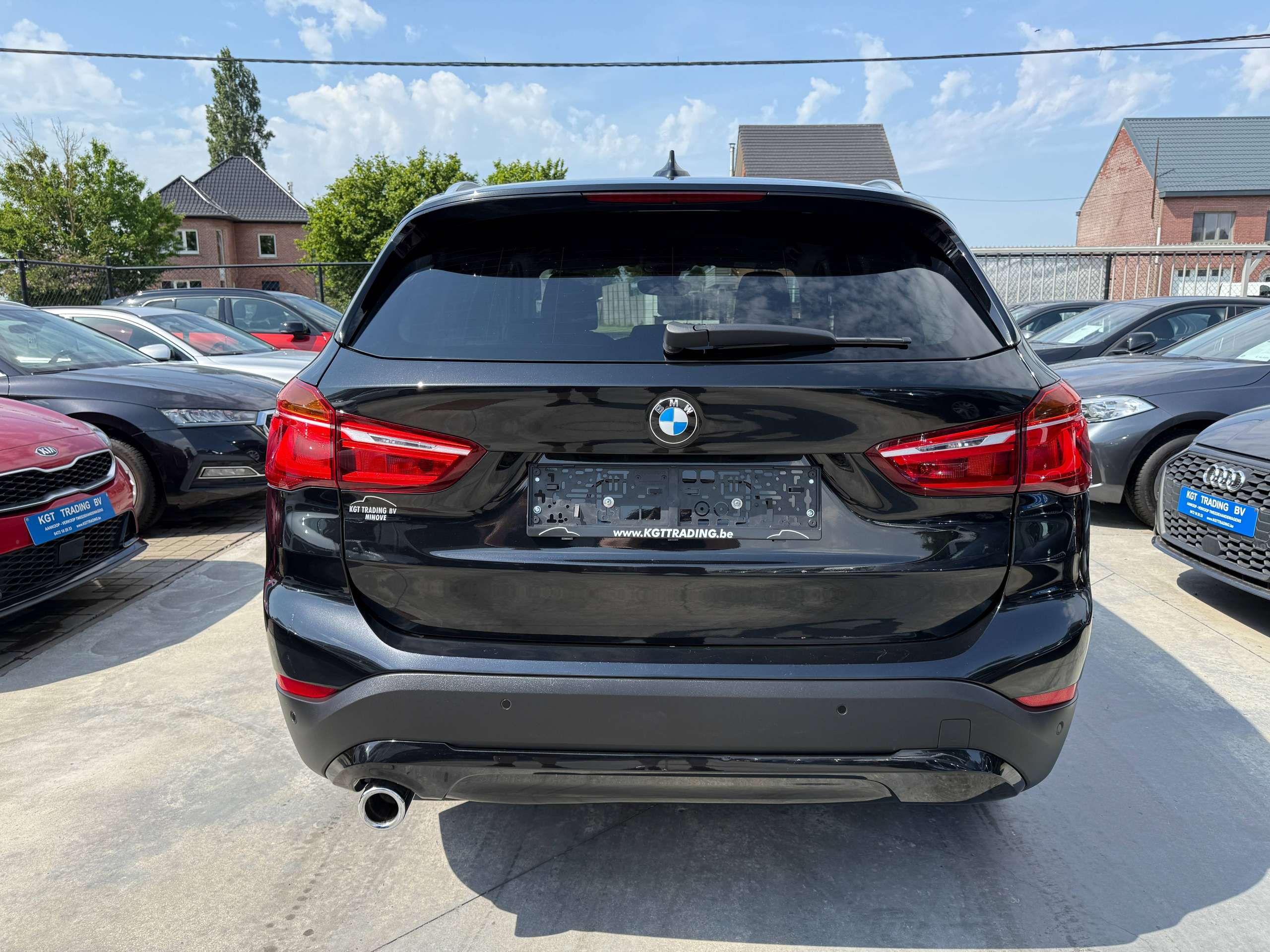 2d0bd1f9-9c93-4d04-8fef-56f6c959e7b76-bmw-x1-1-5i-136pk-automaat-navigatie-zwart-leder-bluetooth-led-pdc.jpg