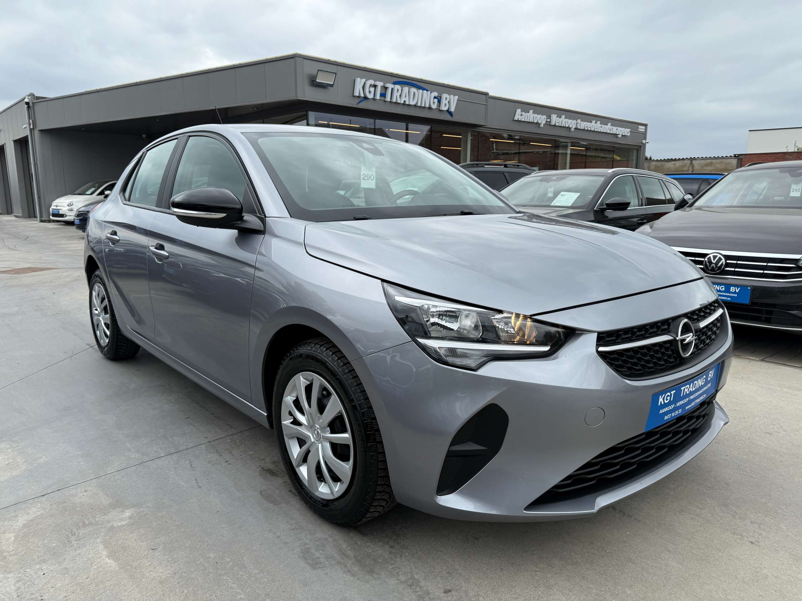 3693eb24-e81b-41db-8bf7-cd50943e0d8b3-opel-corsa-1-2i-navigatie-carplay-camera-bluetooth-pdc-airco.jpg
