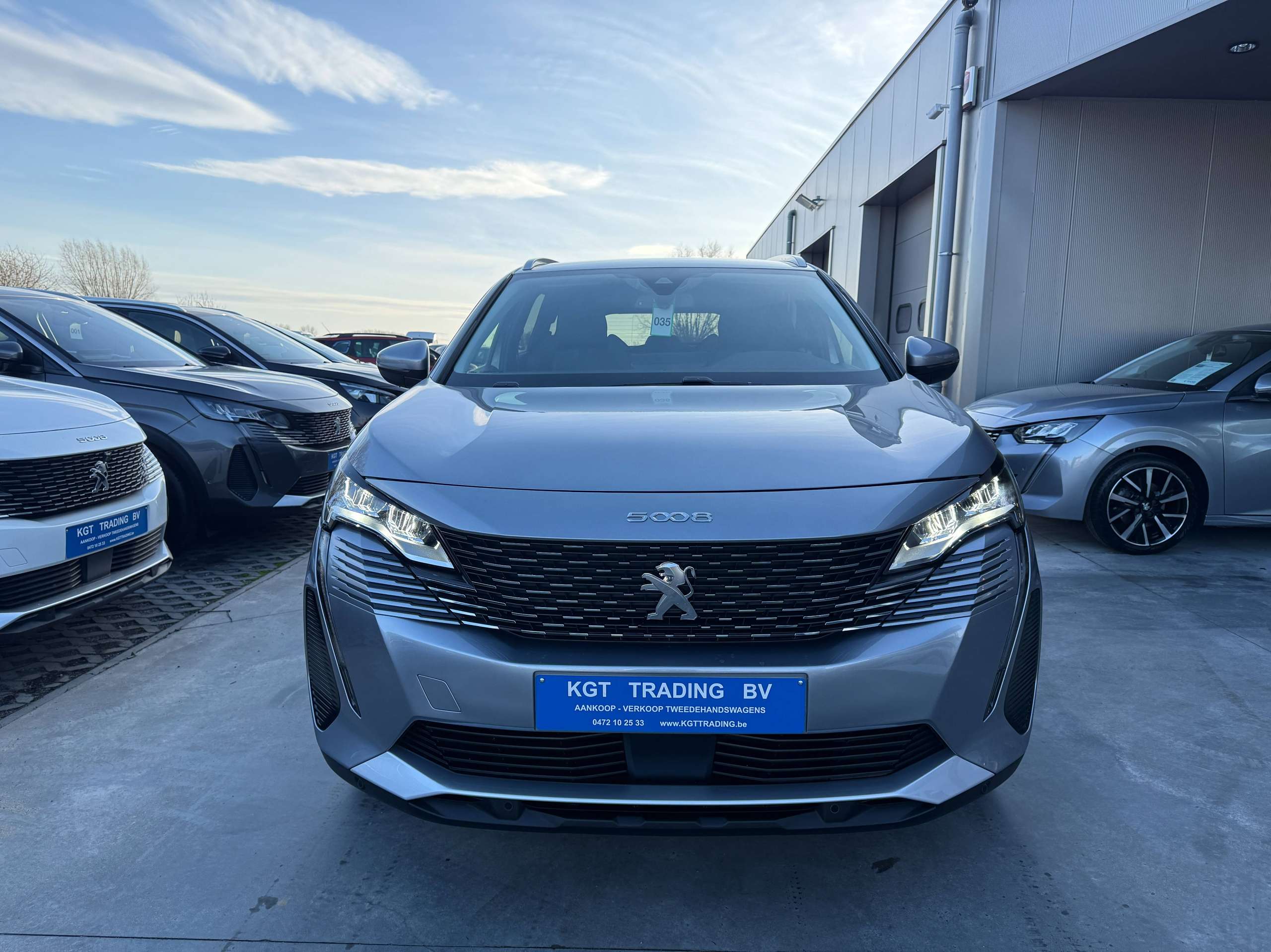 478e9345-9d43-422b-a889-b014ec652c922-peugeot-5008-1-2i-130pk-7-zetels-facelift-full-led-camera-leder.jpg