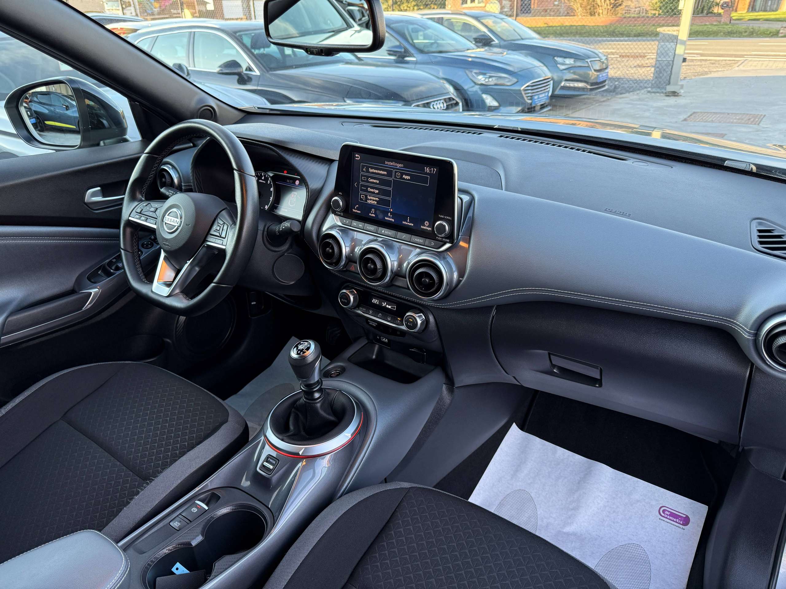 480f7cc1-c1e5-49f7-925d-9277e959203924-nissan-juke-1-0i-117pk-full-led-360-camera-carplay-bluetooth.jpg