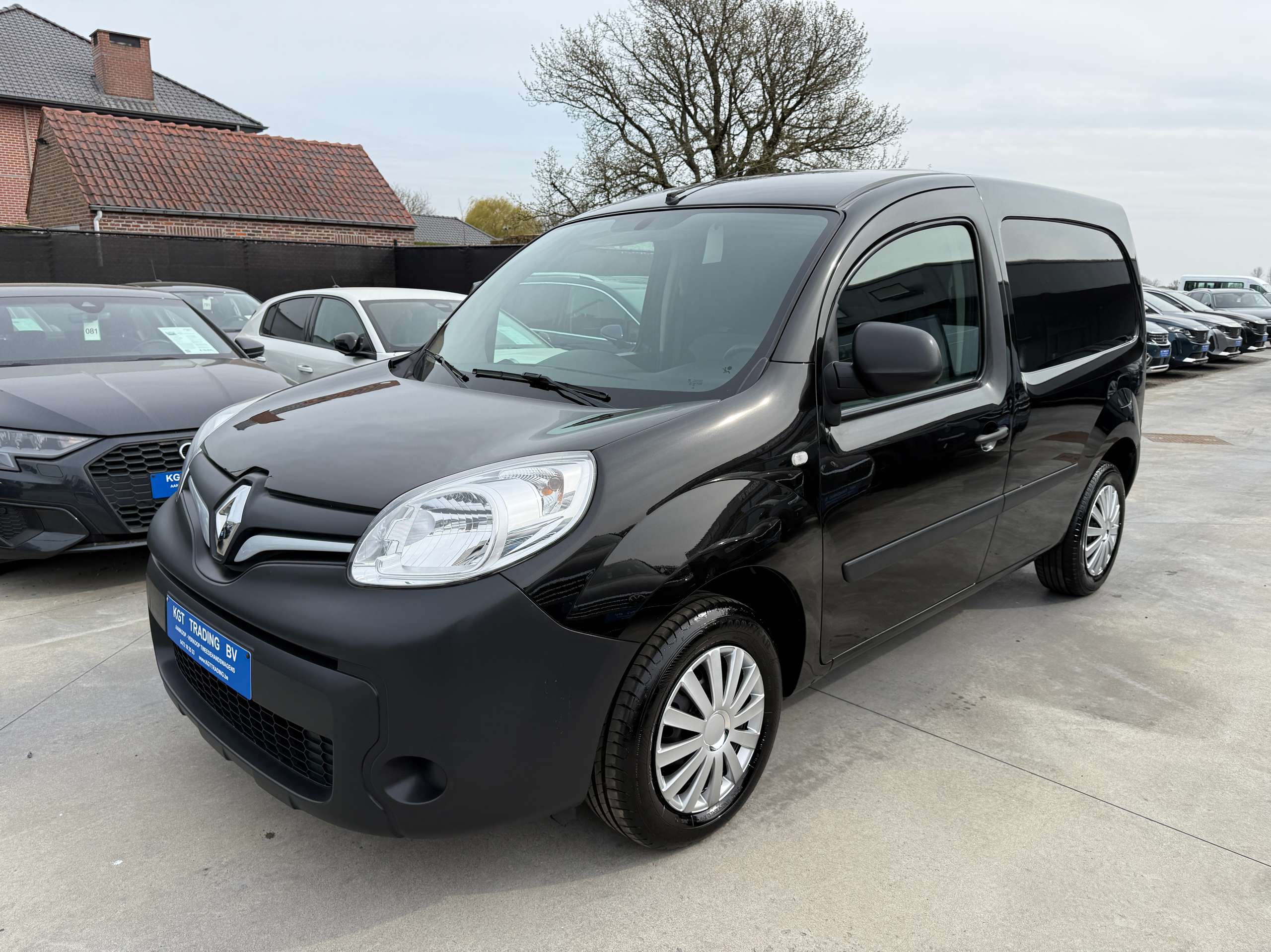 4d63bec6-3dab-4a9f-8a7f-4f42ffb127809-renault-kangoo-1-5-dci-80pk-bluetooth-parkeersensoren-airco.jpg