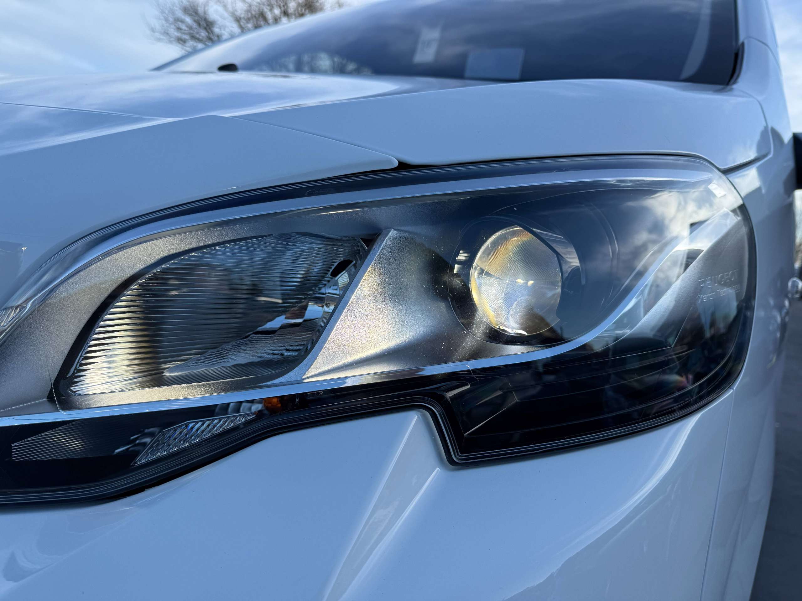 5de62c0c-fdfb-4858-9d5c-db6c342fe69710-peugeot-expert-2-0-bluehdi-automaat-xenon-leder-navi-camera-pdc.jpg