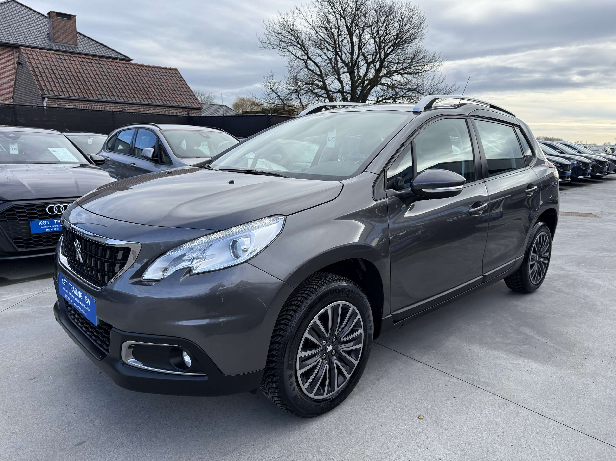 62d34a68-5a1f-4c91-8a70-52e12e285cee9-peugeot-2008-1-2i-82pk-facelift-navigatie-pdc-bluetooth-airco.jpg