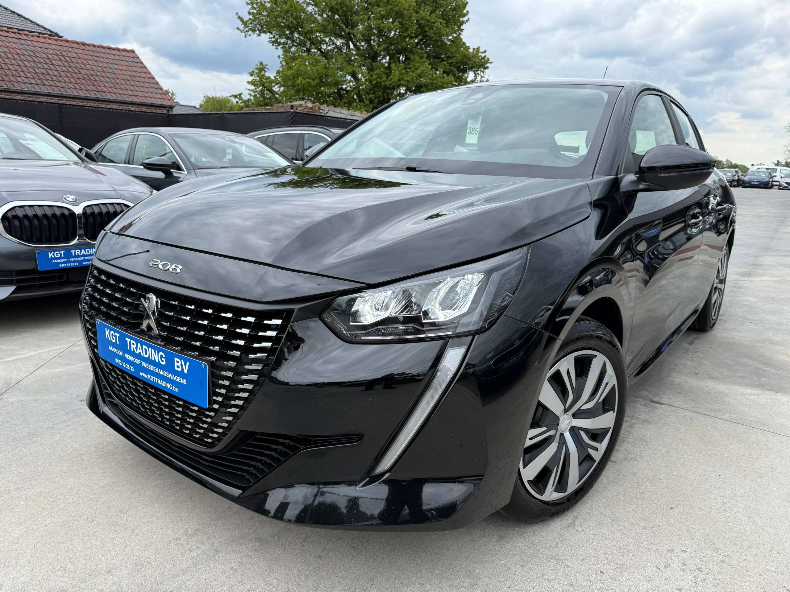 6f8fee16-cc83-4816-ab7e-0d1b016e24c21-peugeot-208-1-2i-5-deurs-full-led-carplay-lane-assist-bluetooth-dab.jpg