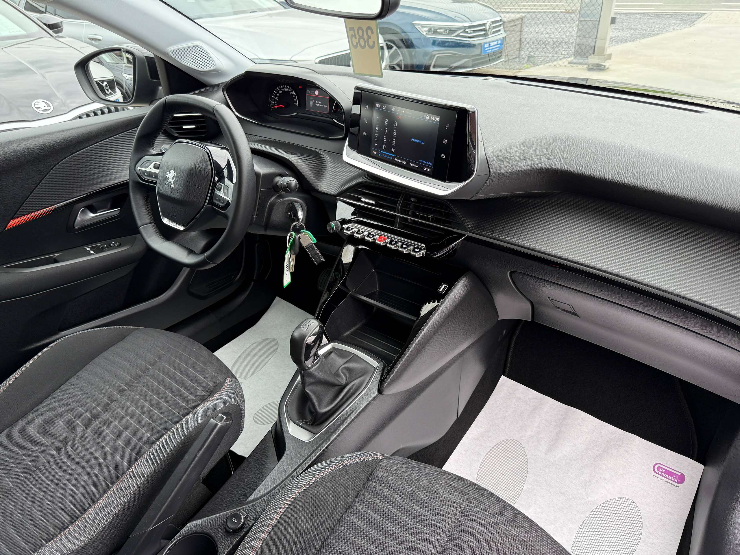 6f8fee16-cc83-4816-ab7e-0d1b016e24c224-peugeot-208-1-2i-5-deurs-full-led-carplay-lane-assist-bluetooth-dab.jpg