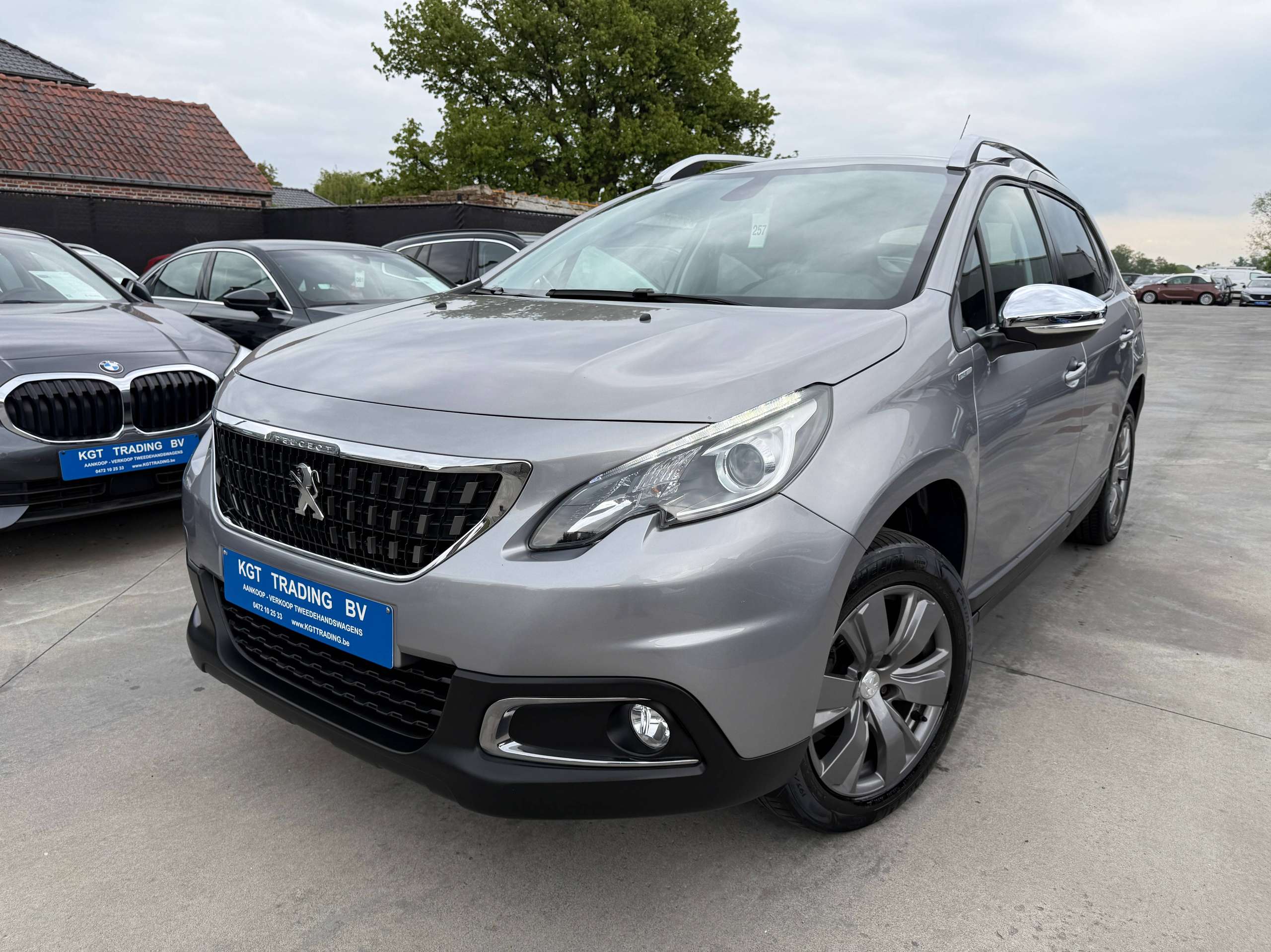 79bae59b-591a-4537-a16d-4e21868cb9df1-peugeot-2008-1-2i-navigatie-pdc-bluetooth-carplay-led-alu-carpass.jpg