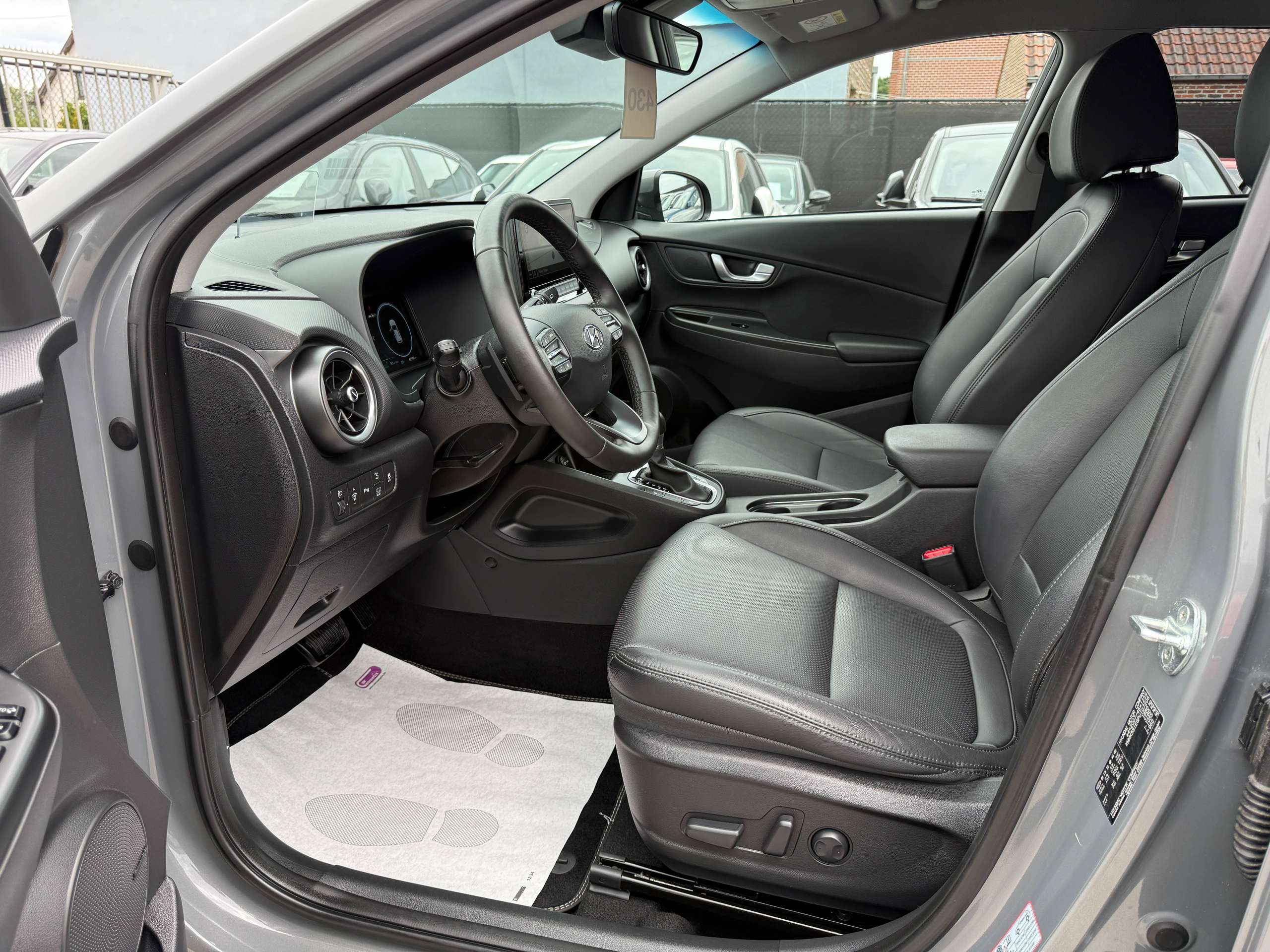 885e94ec-8feb-4f0b-9487-be8a4f81468a12-hyundai-kona-hev-1-6-gdi-hybrid-automaat-navi-leder-camera-head-up-led-krell-sound.jpg