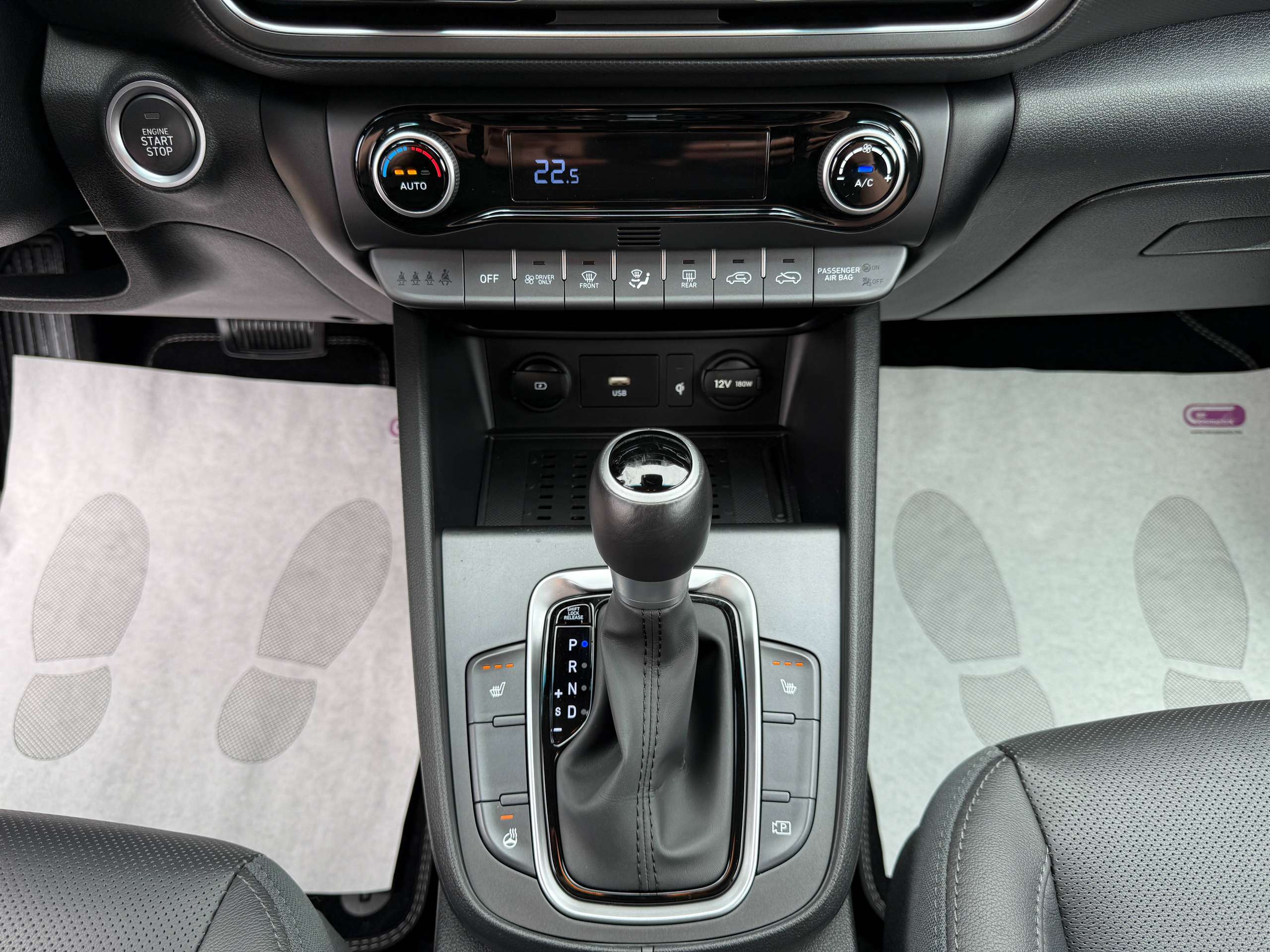 885e94ec-8feb-4f0b-9487-be8a4f81468a23-hyundai-kona-hev-1-6-gdi-hybrid-automaat-navi-leder-camera-head-up-led-krell-sound.jpg