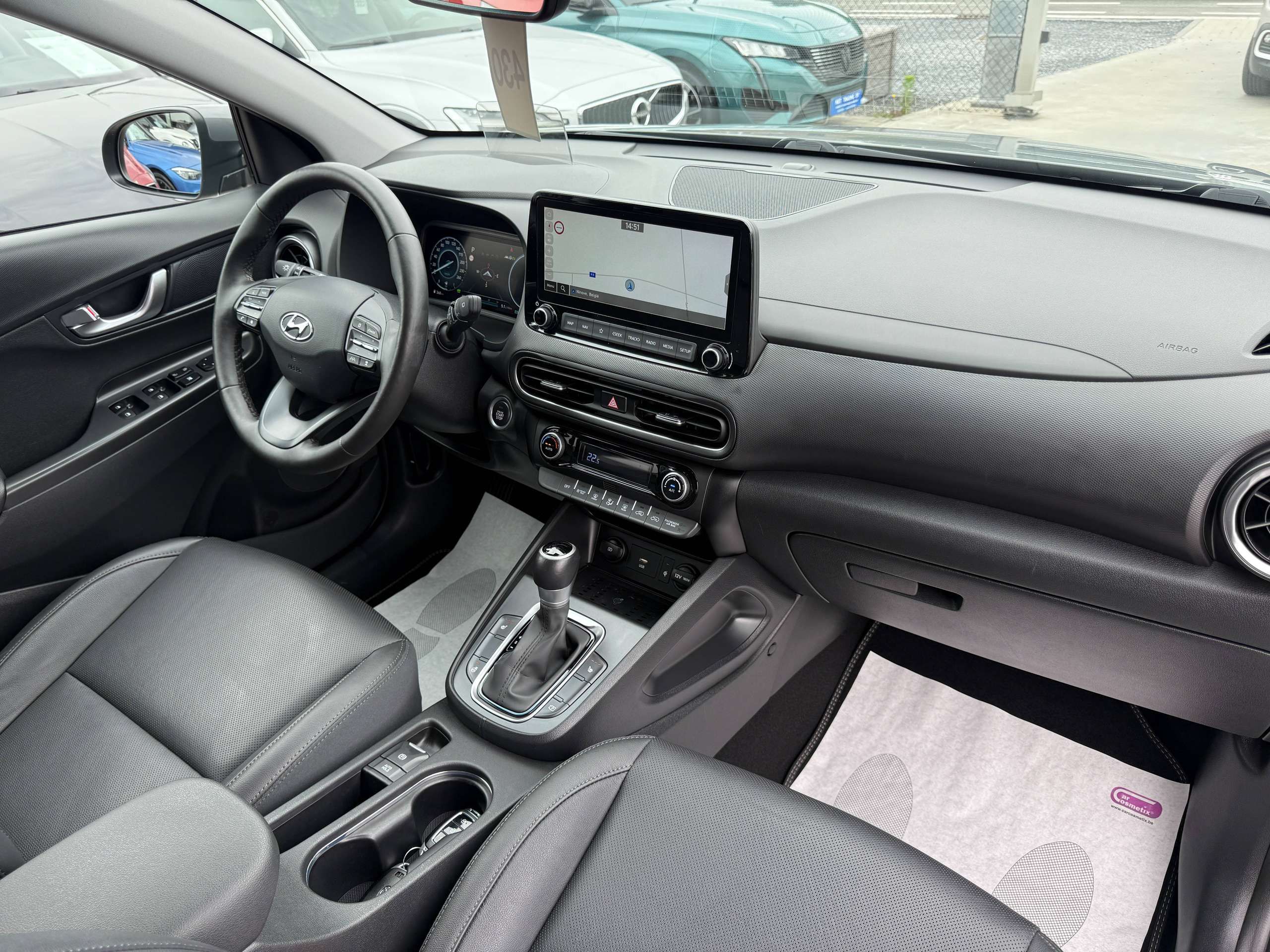885e94ec-8feb-4f0b-9487-be8a4f81468a30-hyundai-kona-hev-1-6-gdi-hybrid-automaat-navi-leder-camera-head-up-led-krell-sound.jpg