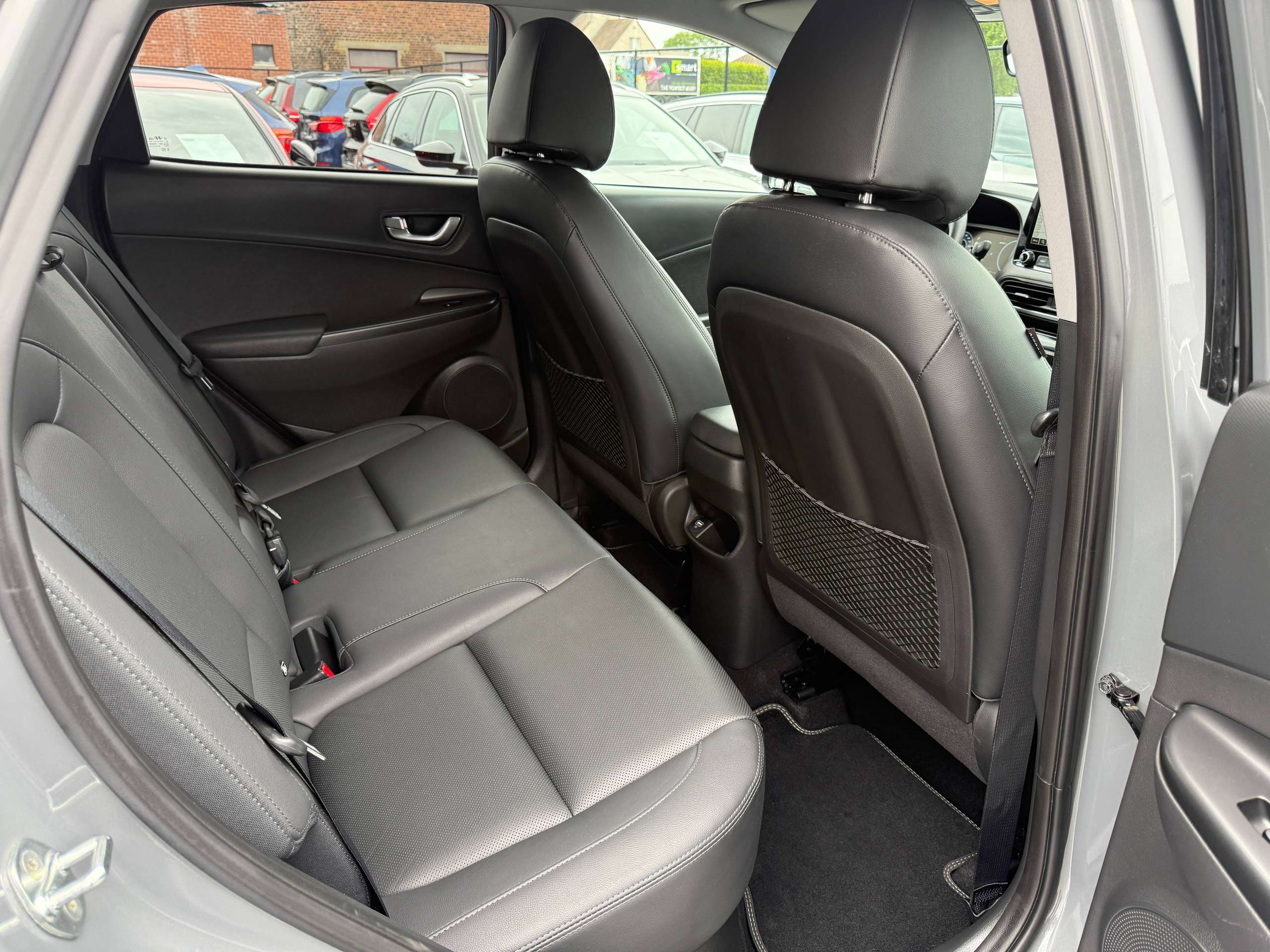 885e94ec-8feb-4f0b-9487-be8a4f81468a33-hyundai-kona-hev-1-6-gdi-hybrid-automaat-navi-leder-camera-head-up-led-krell-sound.jpg