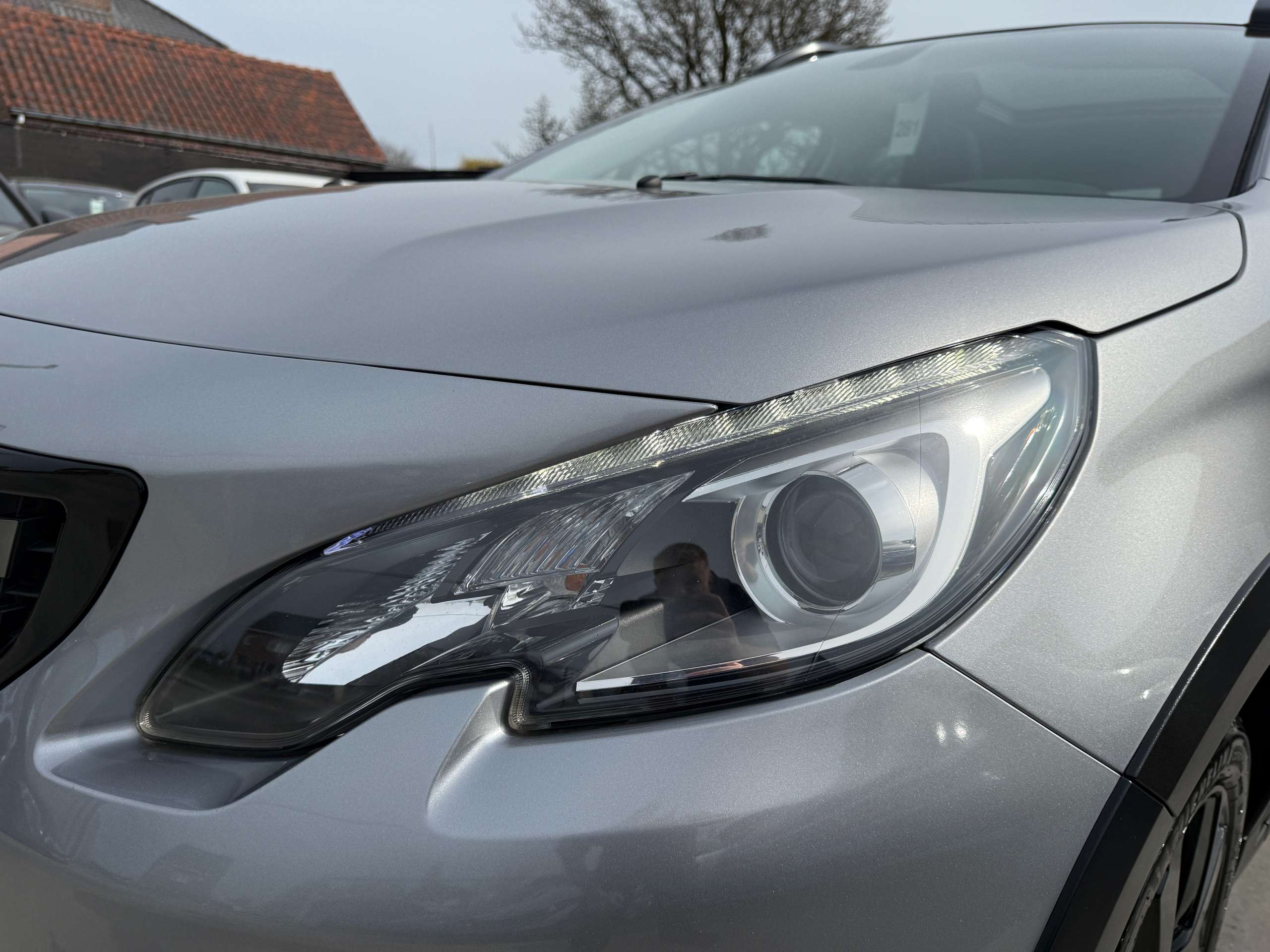 8aac3503-bf31-488d-a414-ebad05a0ec6010-peugeot-2008-1-2i-110pk-gt-line-pano-dak-leder-carplay-alu-led.jpg