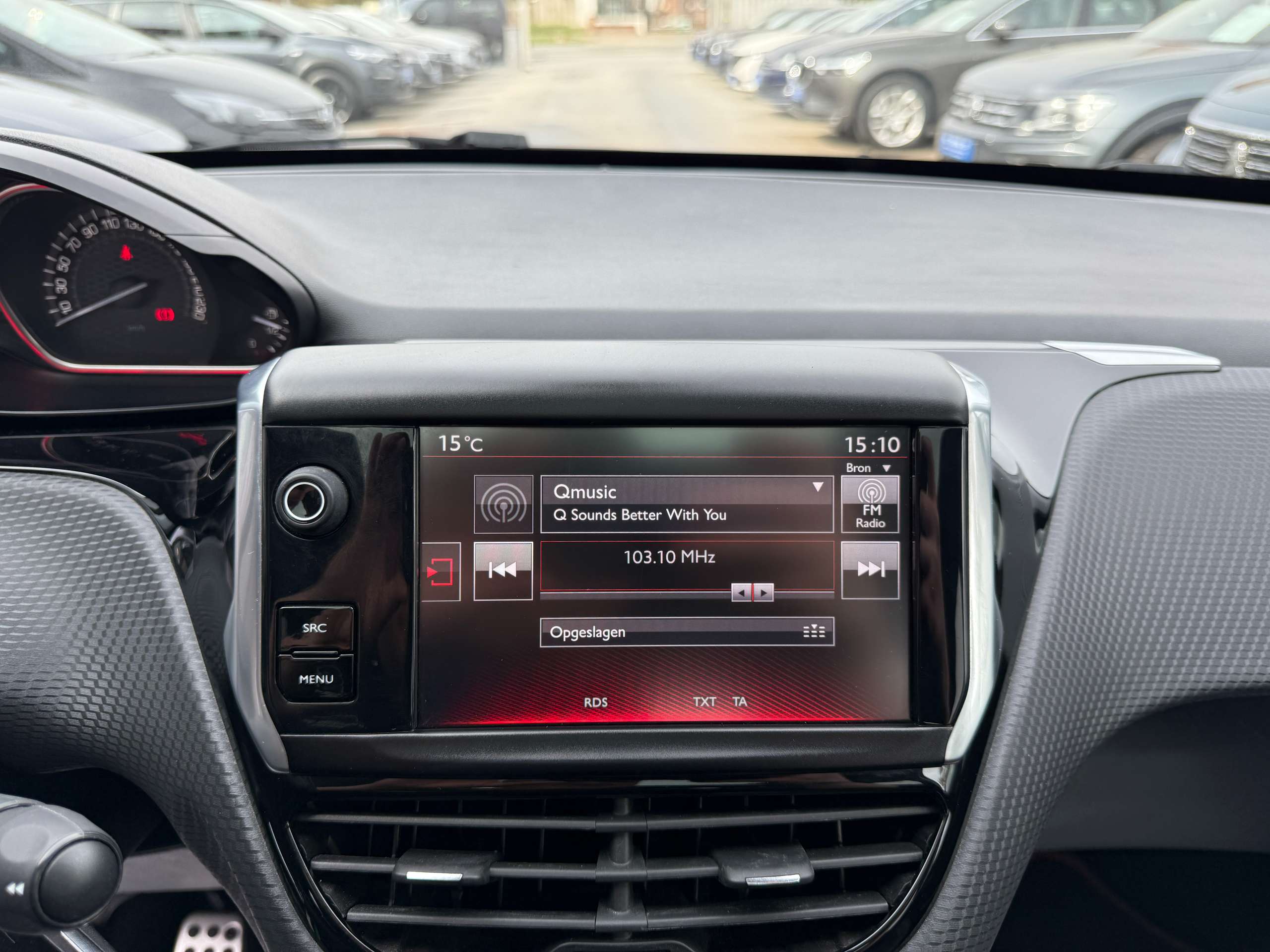 8aac3503-bf31-488d-a414-ebad05a0ec6021-peugeot-2008-1-2i-110pk-gt-line-pano-dak-leder-carplay-alu-led.jpg