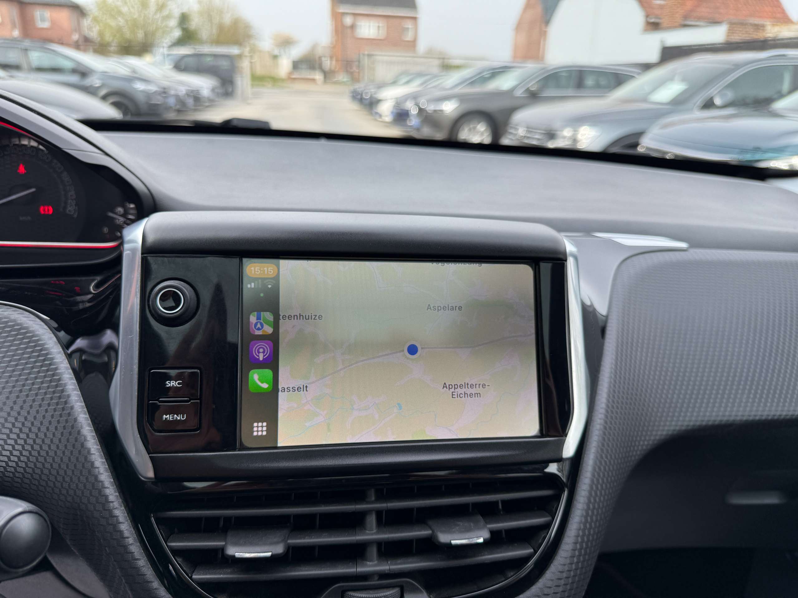 8aac3503-bf31-488d-a414-ebad05a0ec6027-peugeot-2008-1-2i-110pk-gt-line-pano-dak-leder-carplay-alu-led.jpg