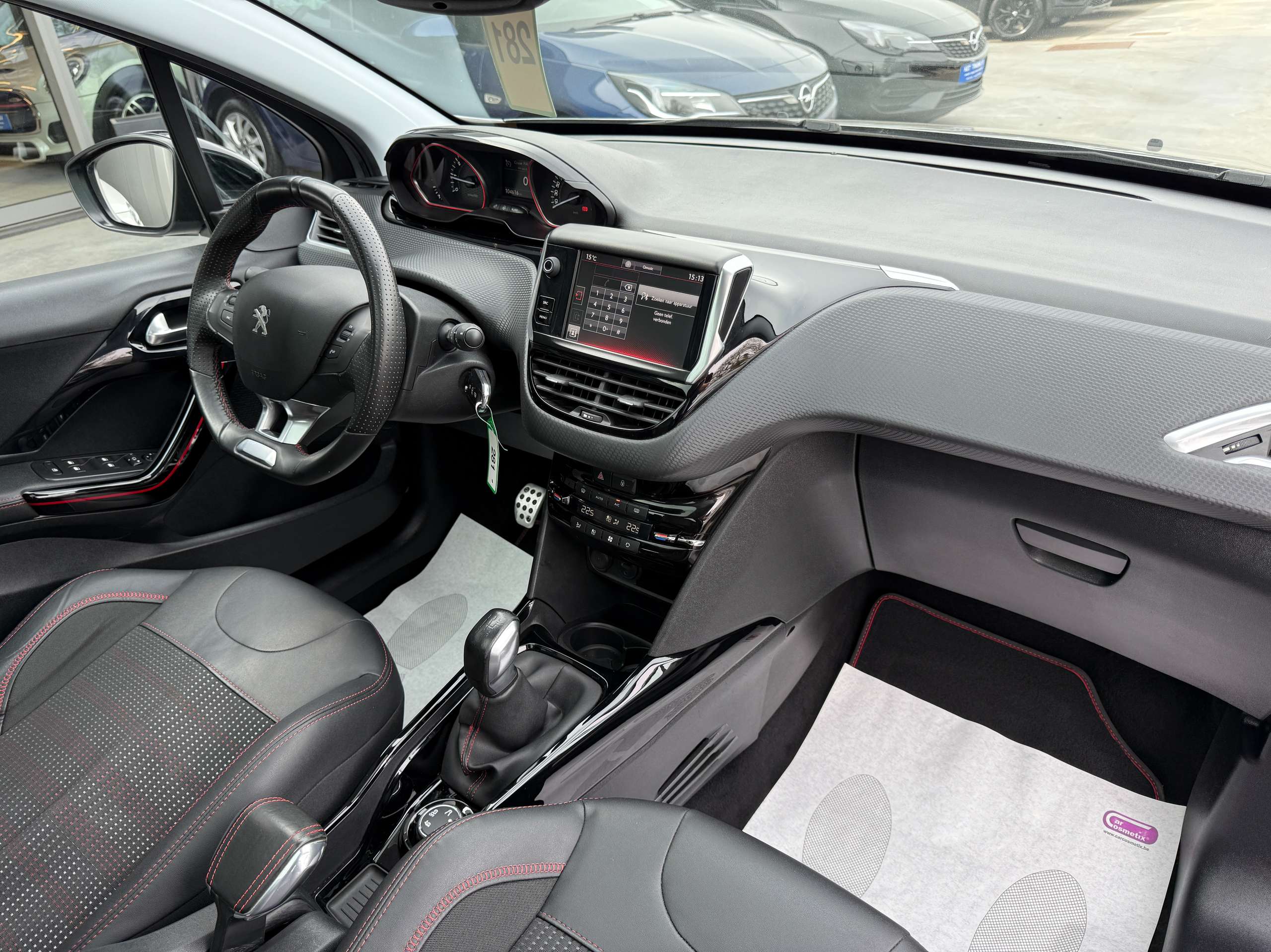 8aac3503-bf31-488d-a414-ebad05a0ec6029-peugeot-2008-1-2i-110pk-gt-line-pano-dak-leder-carplay-alu-led.jpg