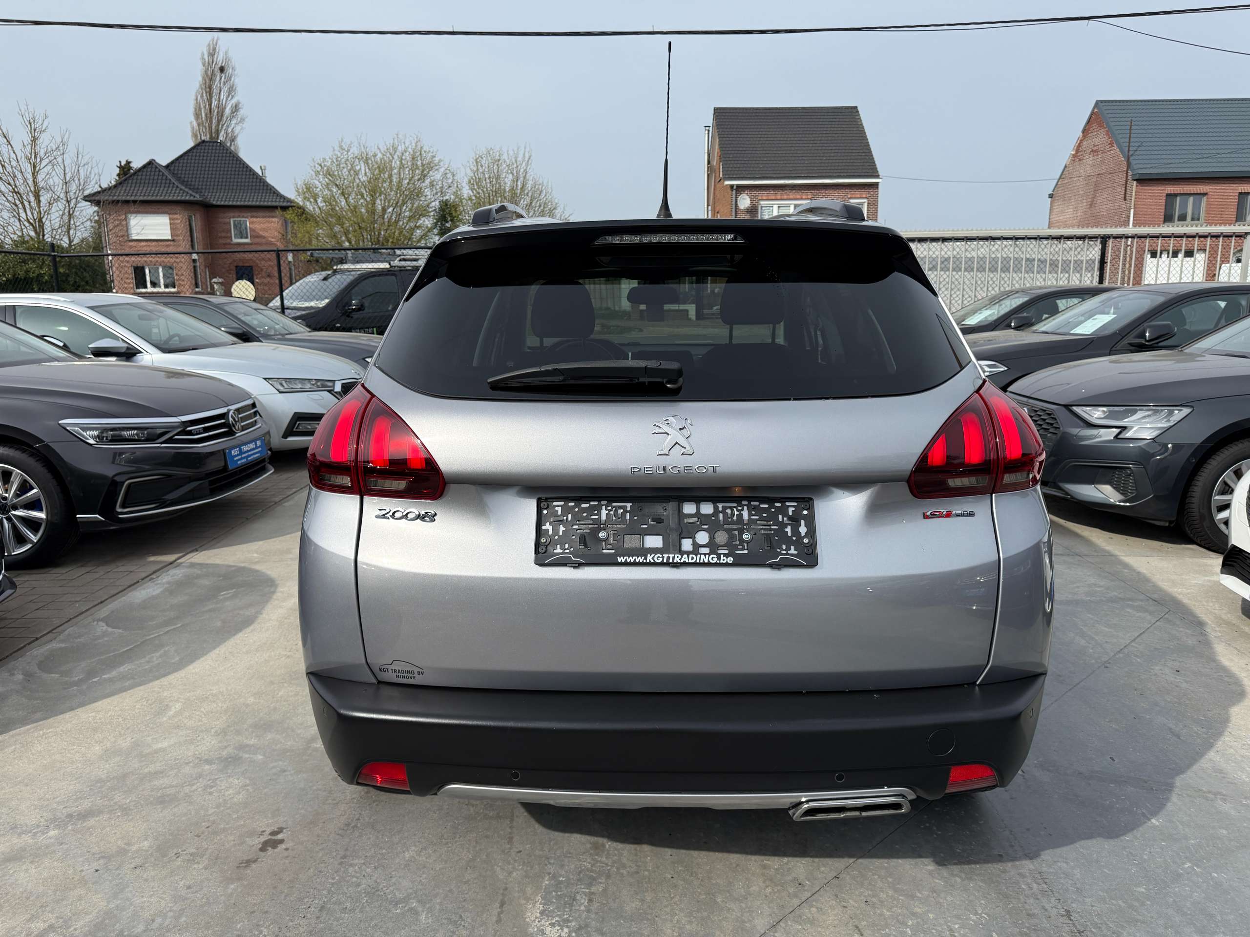 8aac3503-bf31-488d-a414-ebad05a0ec606-peugeot-2008-1-2i-110pk-gt-line-pano-dak-leder-carplay-alu-led.jpg