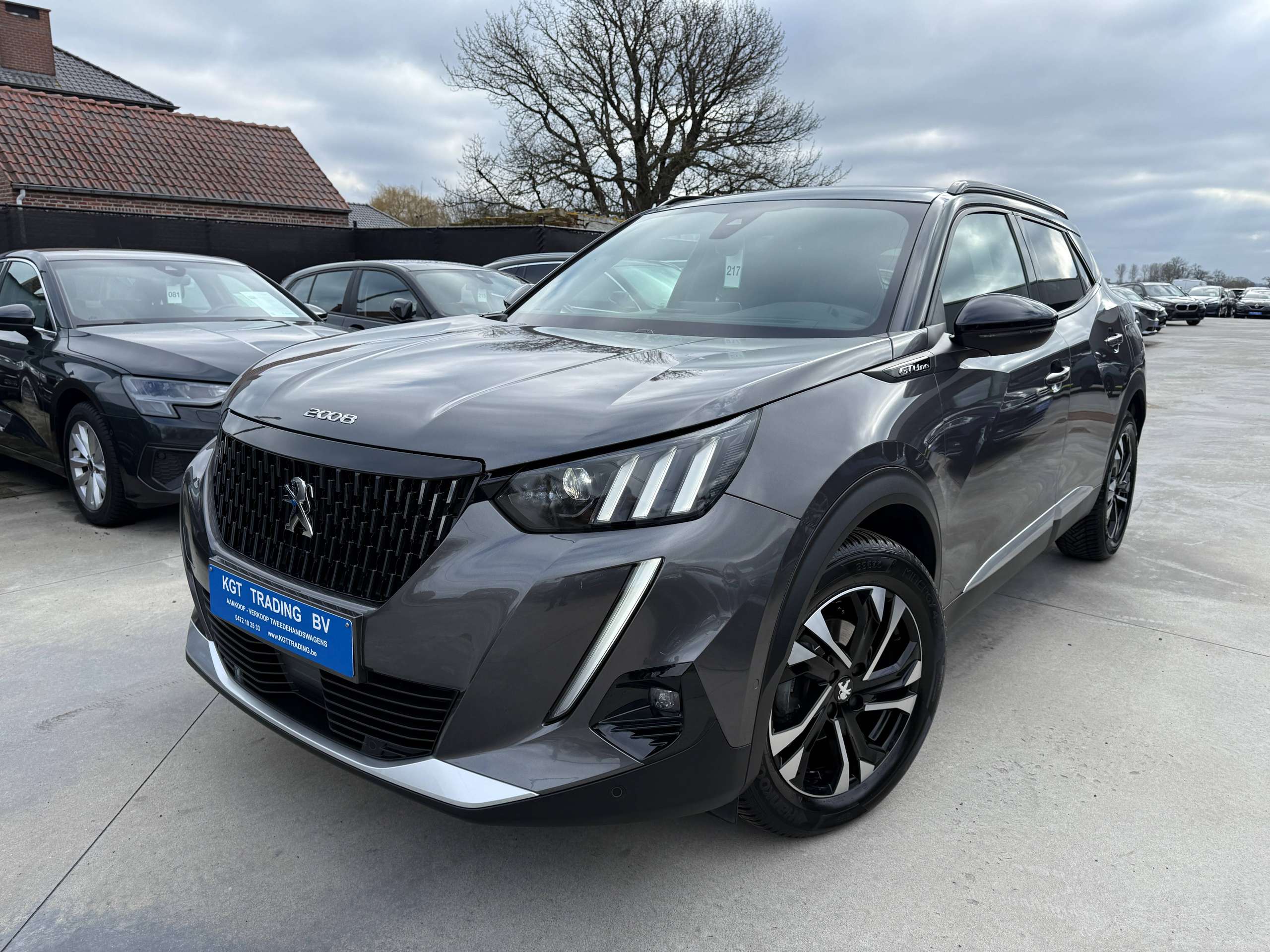 8cd64616-daa1-494c-ba73-f5180fb6daef2-peugeot-2008-1-2i-130pk-gt-line-pano-dak-camera-leder-focal-led.jpg
