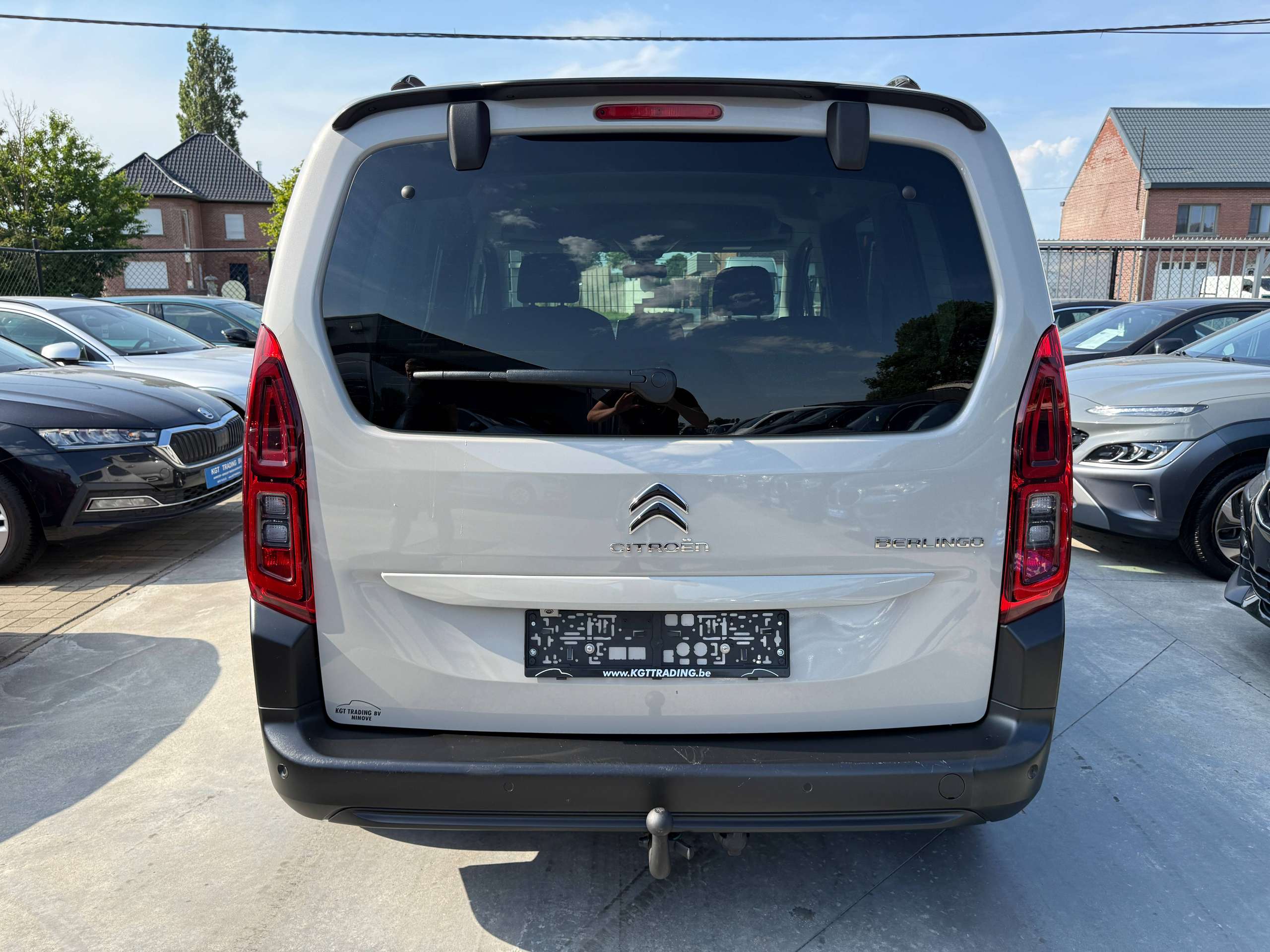 91062dca-5779-4c79-a8d0-40cbe5f655896-citroen-berlingo-1-5-bluehdi-shine-xtr-navigatie-camera-dab-pdc-alu-digitale-airco.jpg