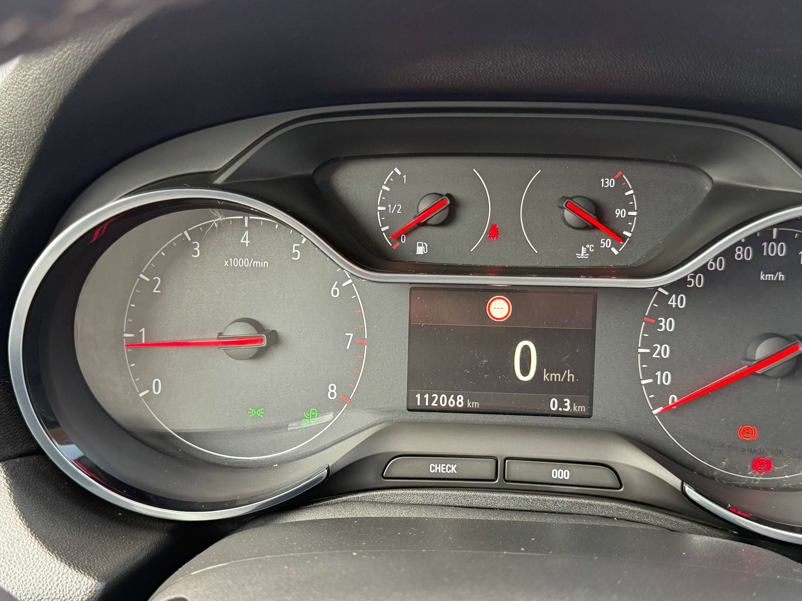 9b476b4b-c6e1-41ab-94aa-16866359b40e11-opel-grandland-x-1-2i-130pk-navigatie-carplay-camera-leder-led-alu.jpg