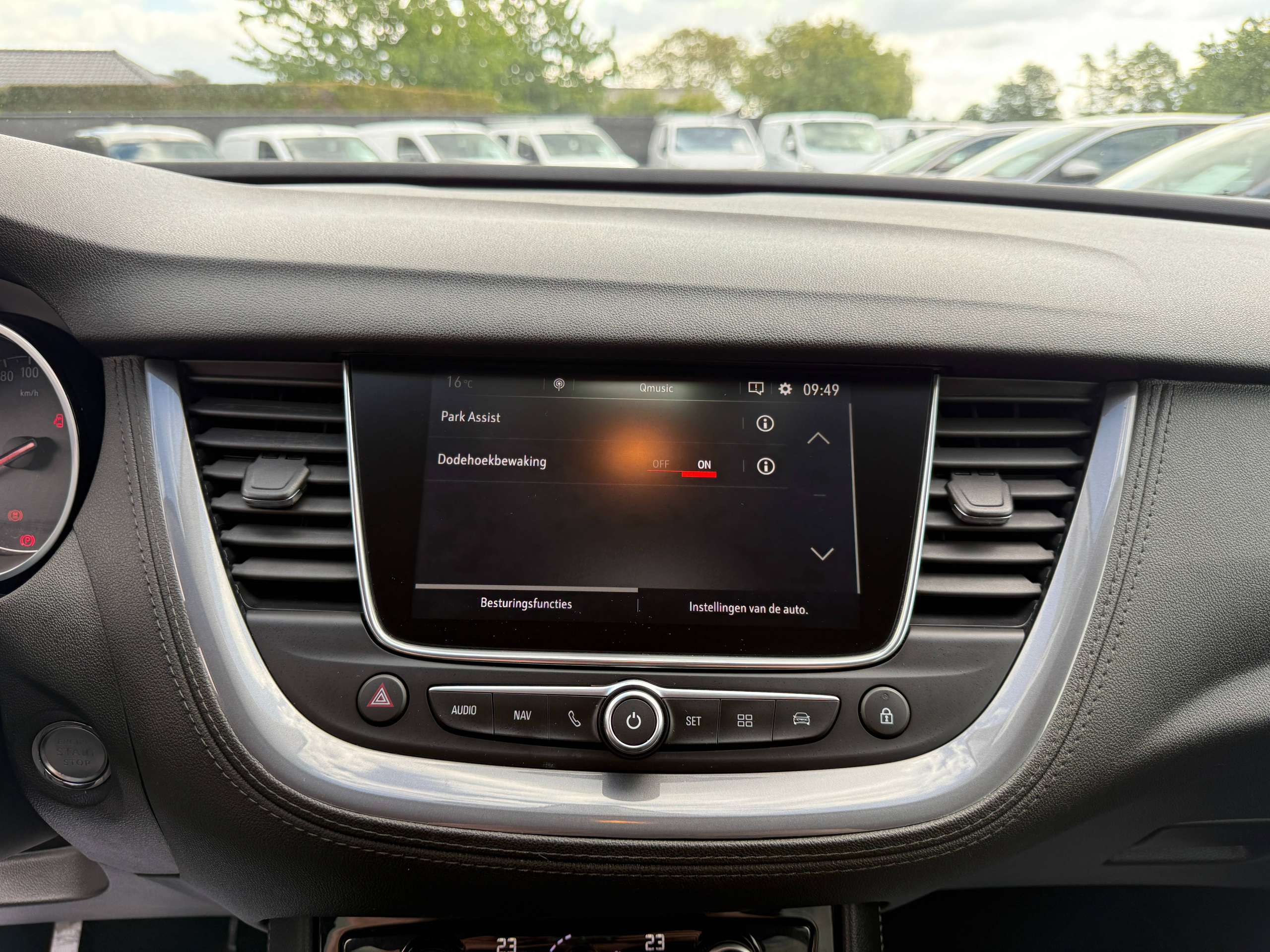 9b476b4b-c6e1-41ab-94aa-16866359b40e23-opel-grandland-x-1-2i-130pk-navigatie-carplay-camera-leder-led-alu.jpg