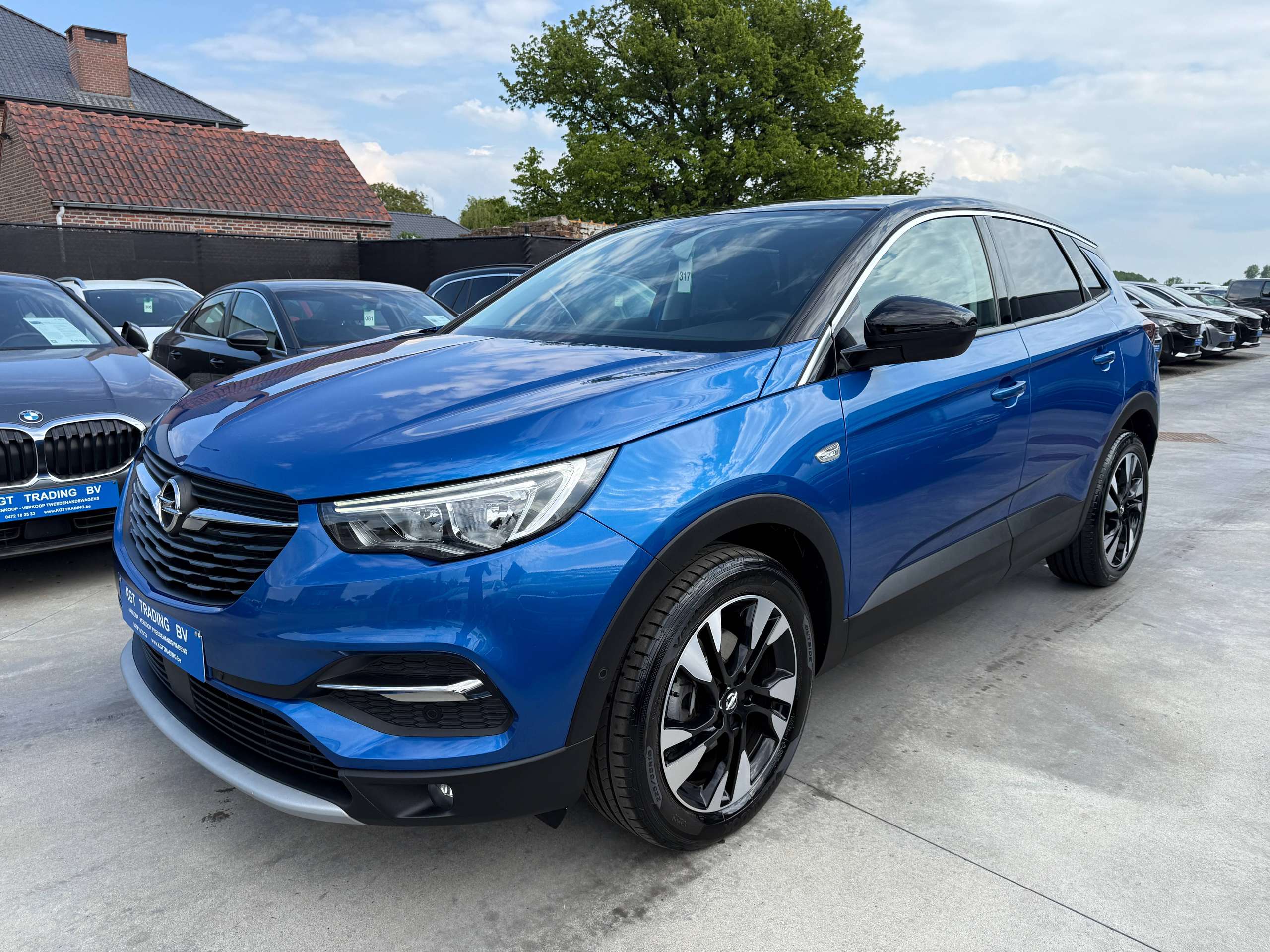 9b476b4b-c6e1-41ab-94aa-16866359b40e9-opel-grandland-x-1-2i-130pk-navigatie-carplay-camera-leder-led-alu.jpg
