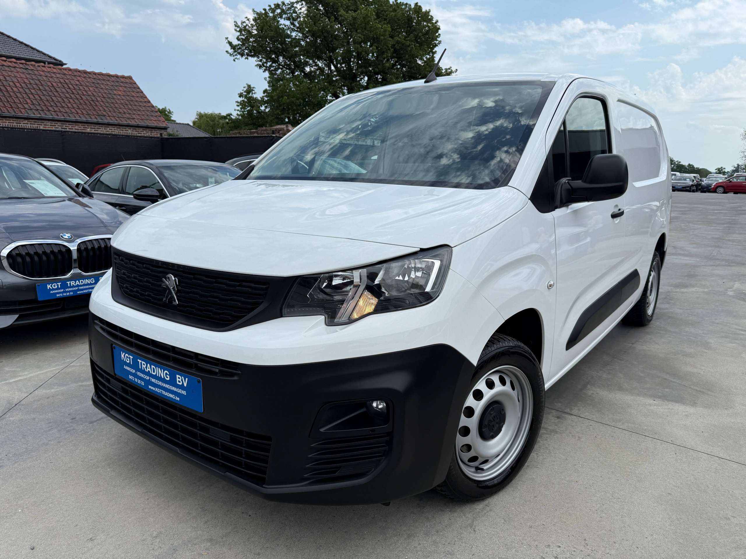 9c8ded66-e26e-4a59-88a5-168b880d98961-peugeot-partner-1-5-bluehdi-l2-carplay-bluetooth-parkeersensoren-a-c.jpg