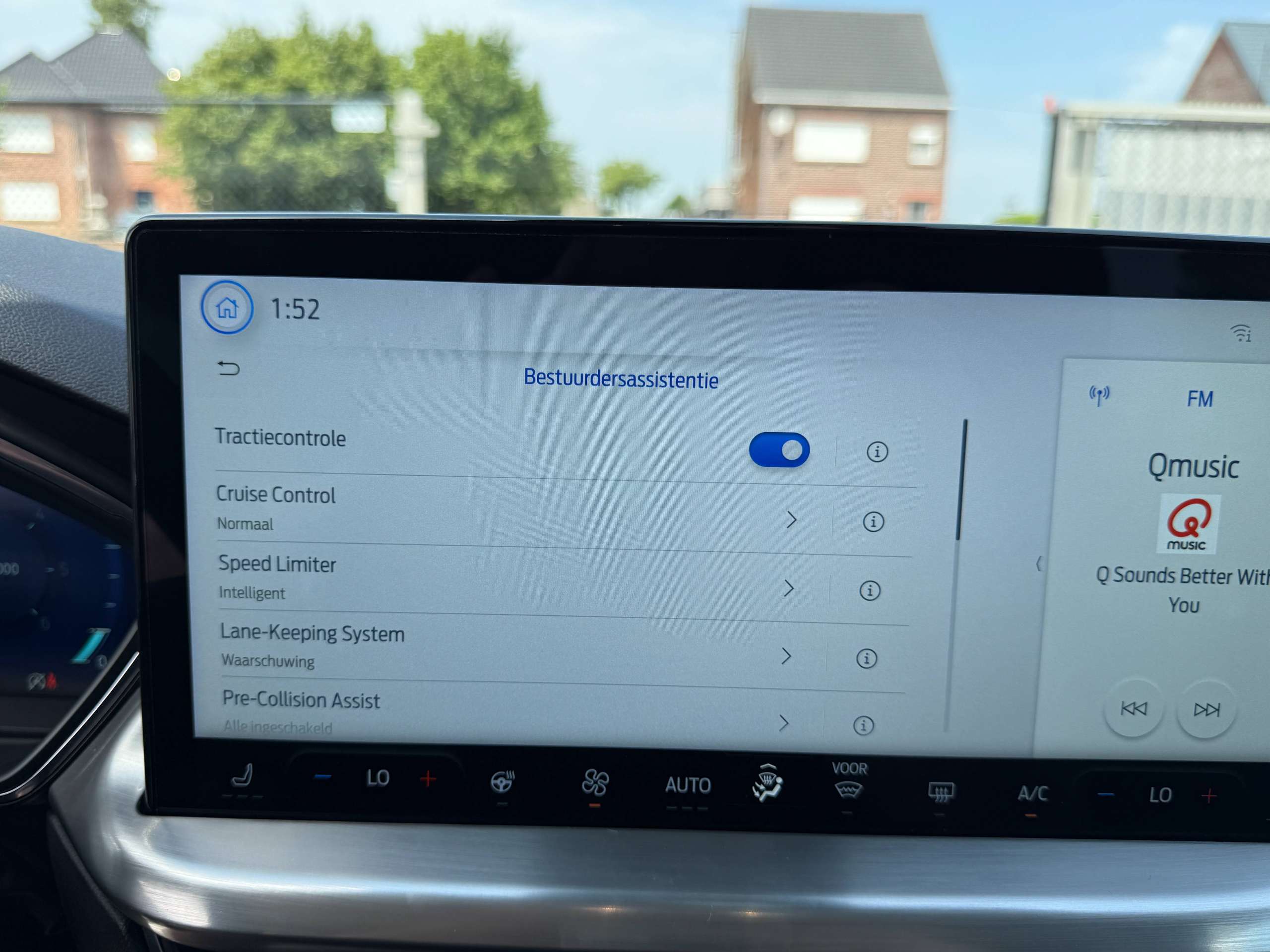 a24c0e3c-17d0-4150-a391-14ada8c1e33521-ford-focus-1-5-tdci-automaat-clipper-full-led-navigatie-camera-carplay-dab-trekhaak.jpg