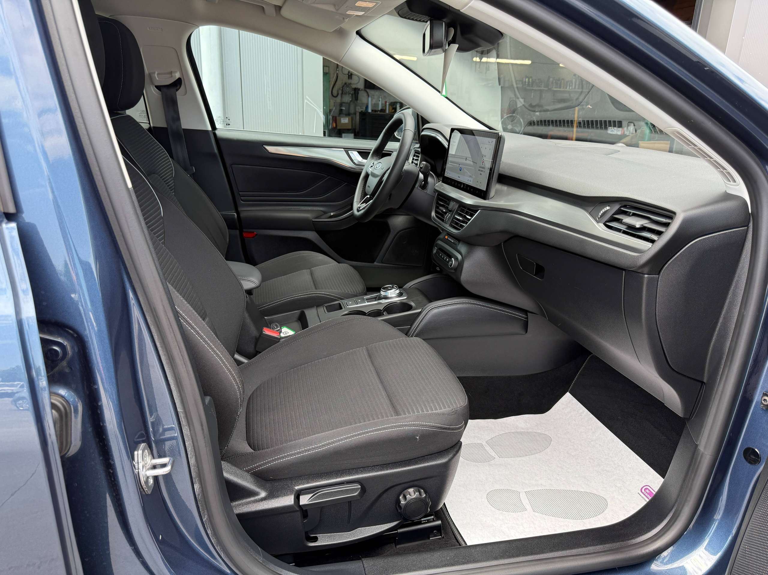 a24c0e3c-17d0-4150-a391-14ada8c1e33531-ford-focus-1-5-tdci-automaat-clipper-full-led-navigatie-camera-carplay-dab-trekhaak.jpg