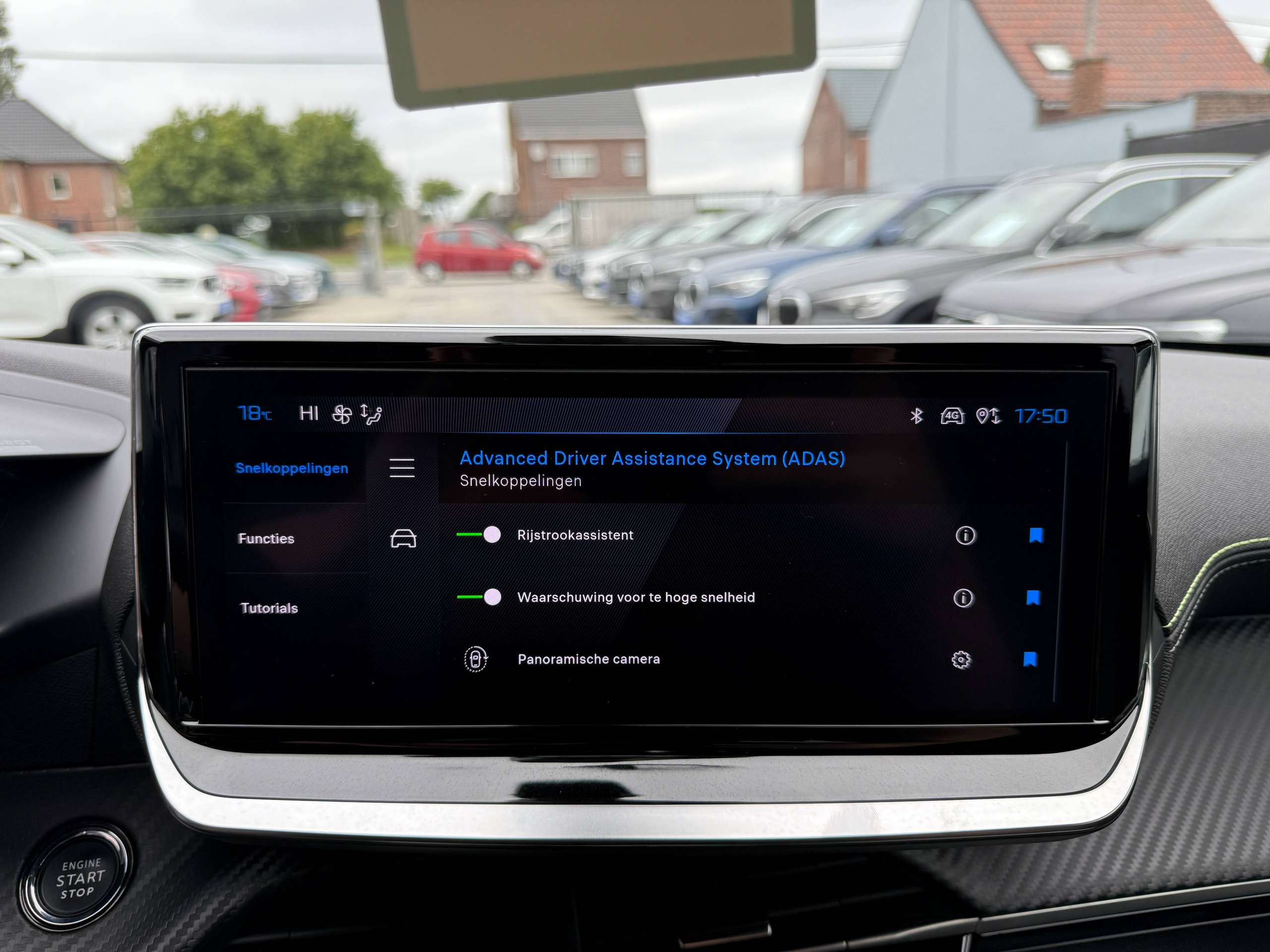 a288df60-cdc9-4b91-9d67-32ab239170ed24-peugeot-2008-1-2-hybrid-gt-line-automaat-navi-leder-360-camera-dode-hoek-carplay-full-led.jpg