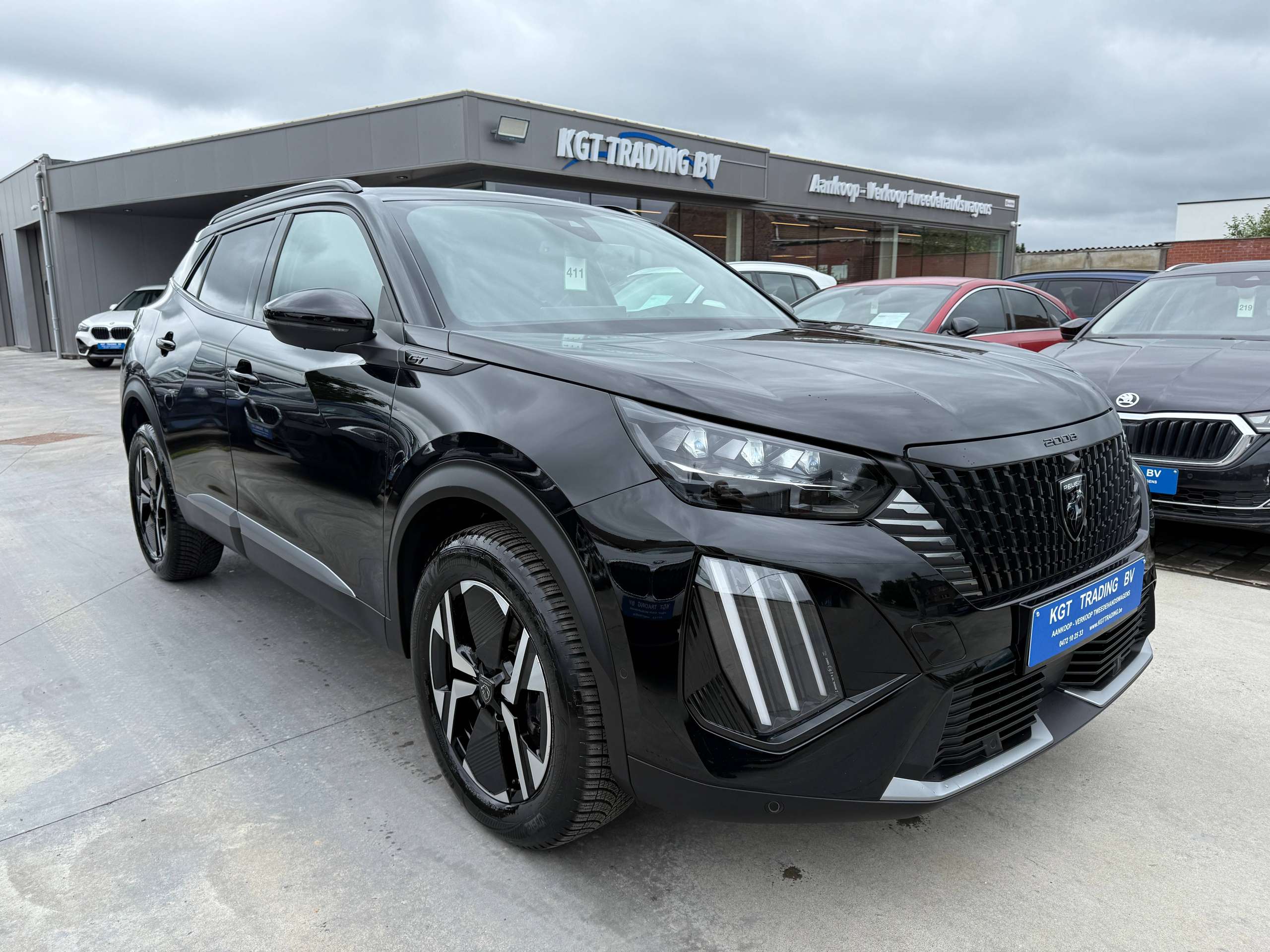 a288df60-cdc9-4b91-9d67-32ab239170ed3-peugeot-2008-1-2-hybrid-gt-line-automaat-navi-leder-360-camera-dode-hoek-carplay-full-led.jpg