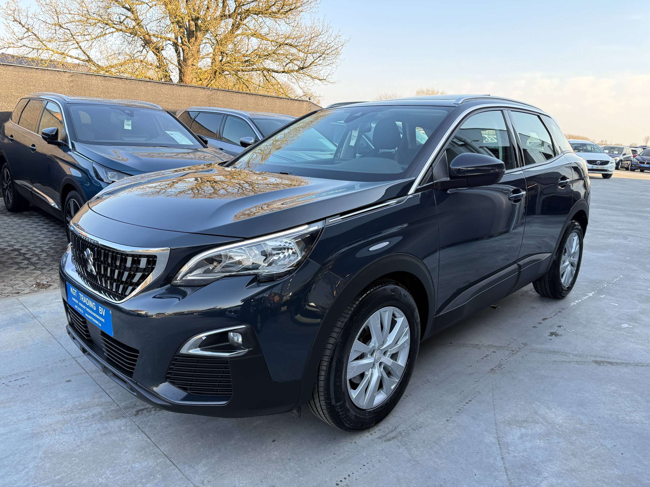 a2c83c11-0f8c-4e96-b8df-0dccece38bec9-peugeot-3008-1-2i-130pk-opendak-navigatie-carplay-camera-dab.jpg