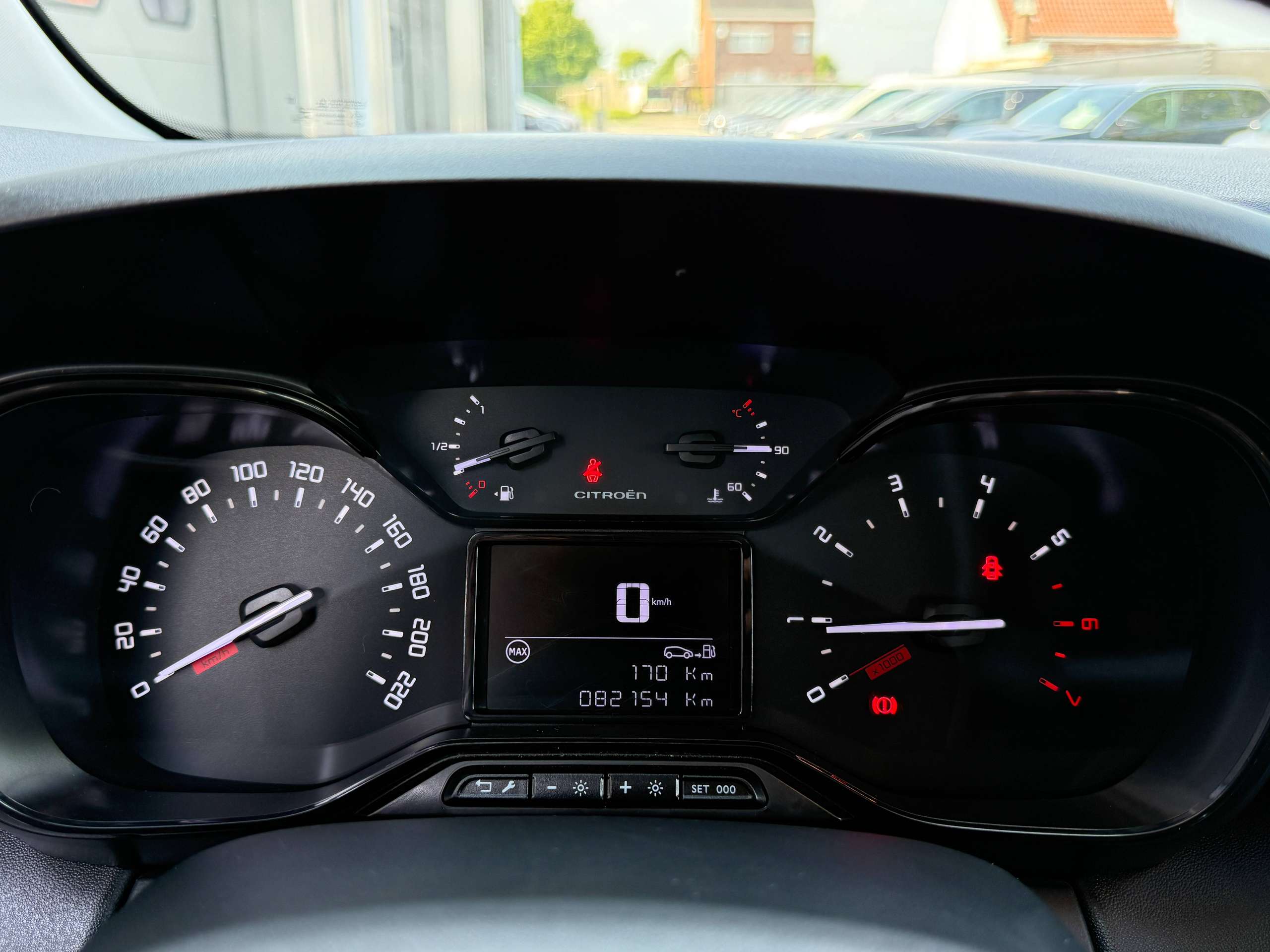 a3710581-e079-42ca-b2b2-7f5e96d5286815-citroen-c3-aircross-1-2i-110pk-navigatie-led-carplay-pdc-bluetooth.jpg