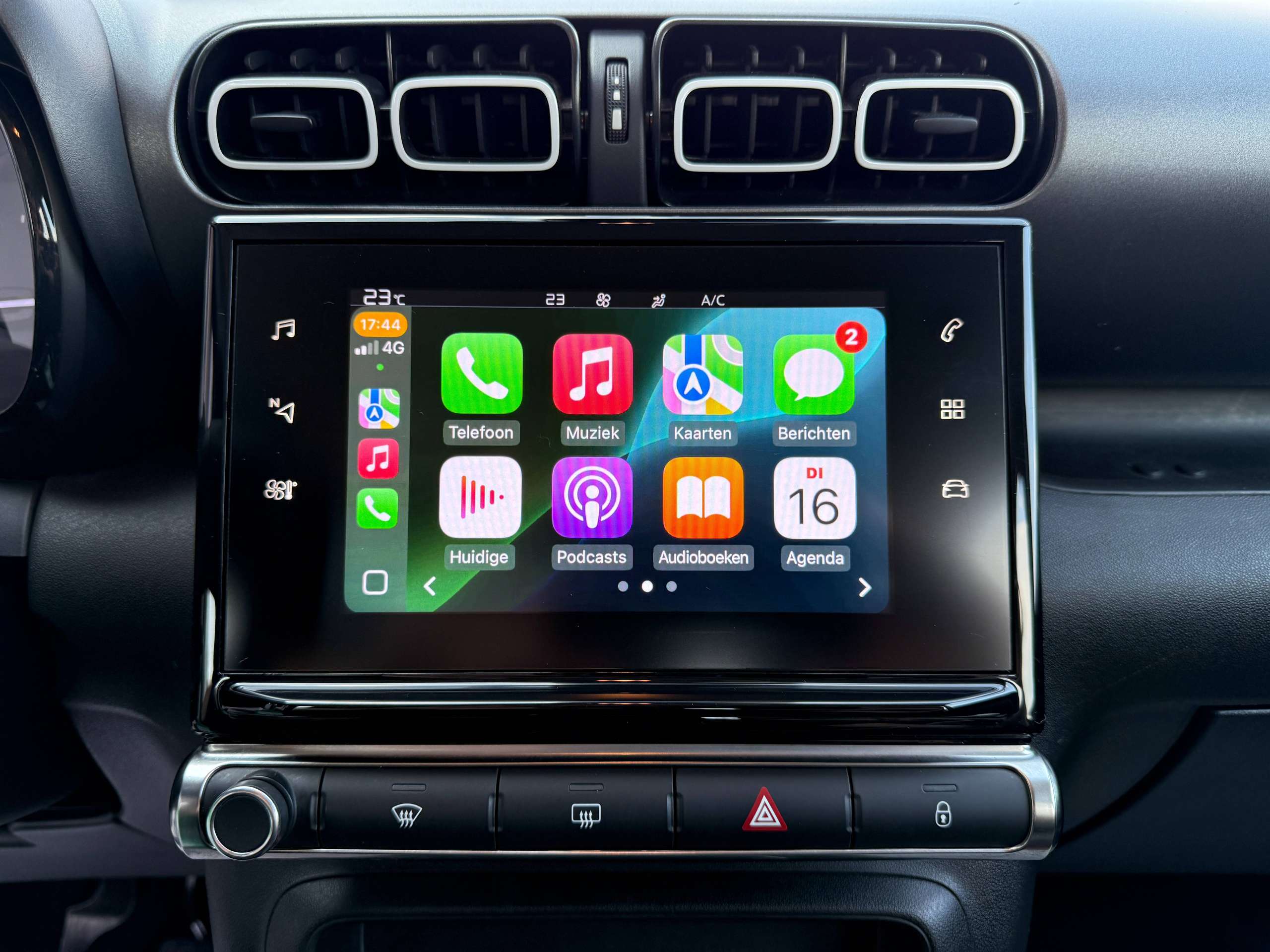 a3710581-e079-42ca-b2b2-7f5e96d5286823-citroen-c3-aircross-1-2i-110pk-navigatie-led-carplay-pdc-bluetooth.jpg